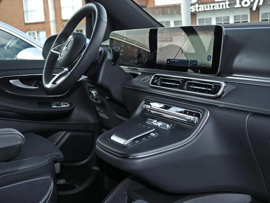 Mercedes-Benz-Marco Polo-image-8