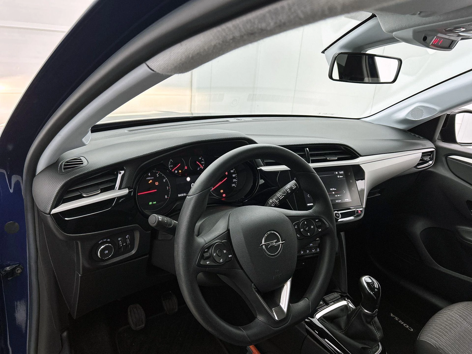 Opel-Corsa-image-7