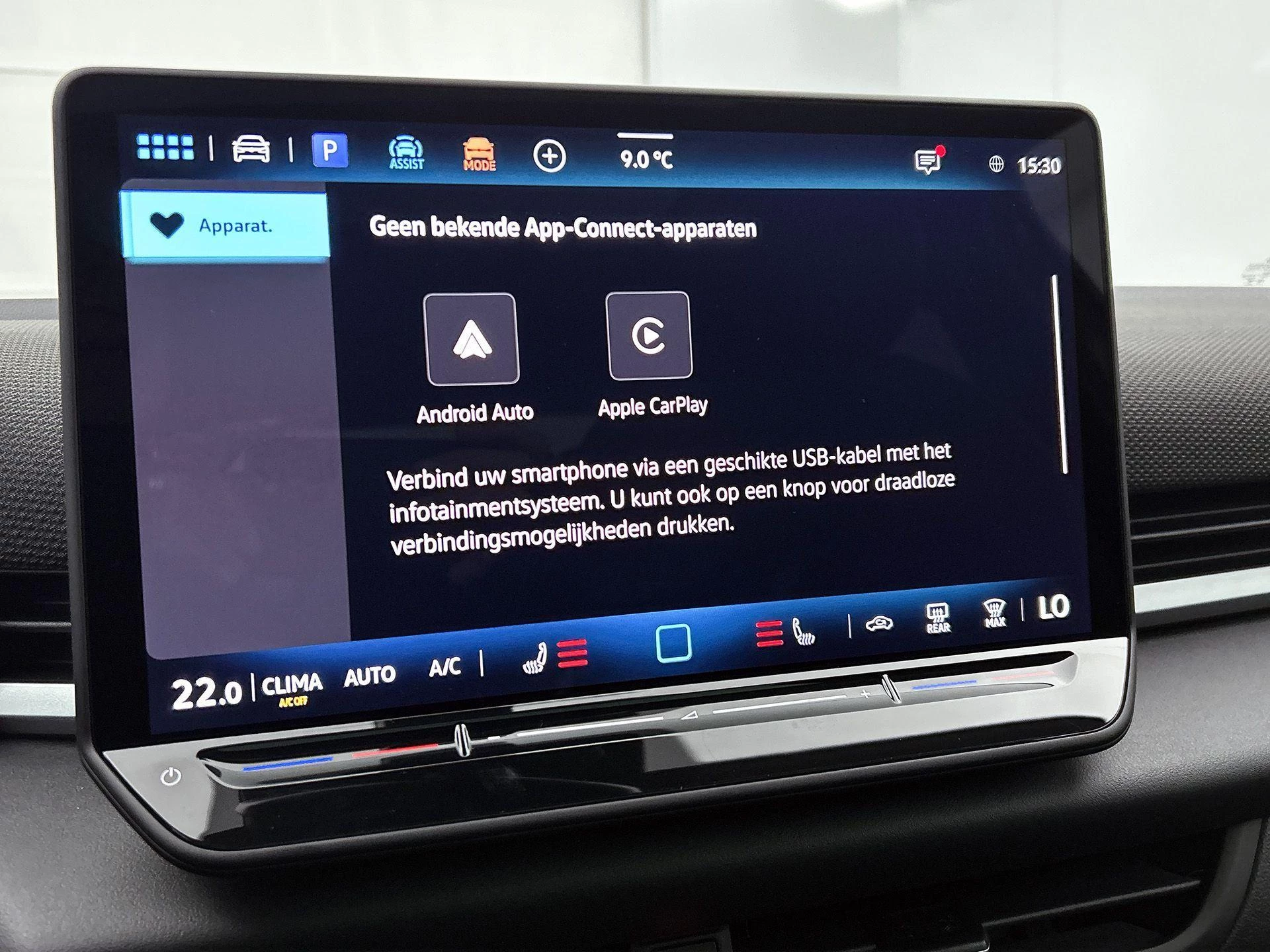 Volkswagen-T-Roc-image-18