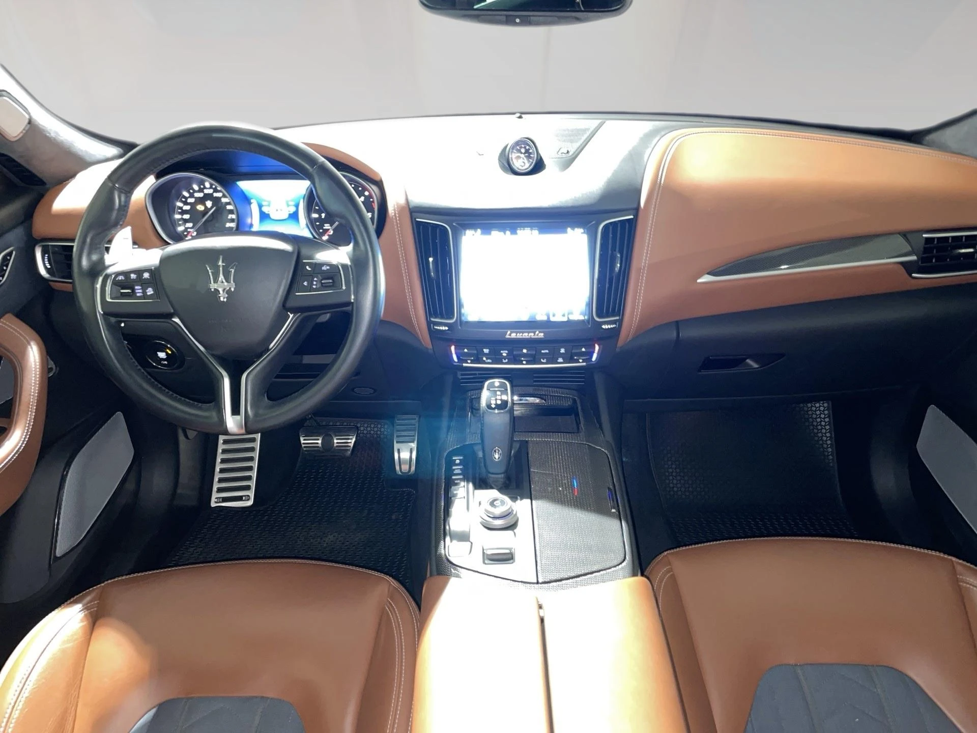 Maserati-Levante-image-4
