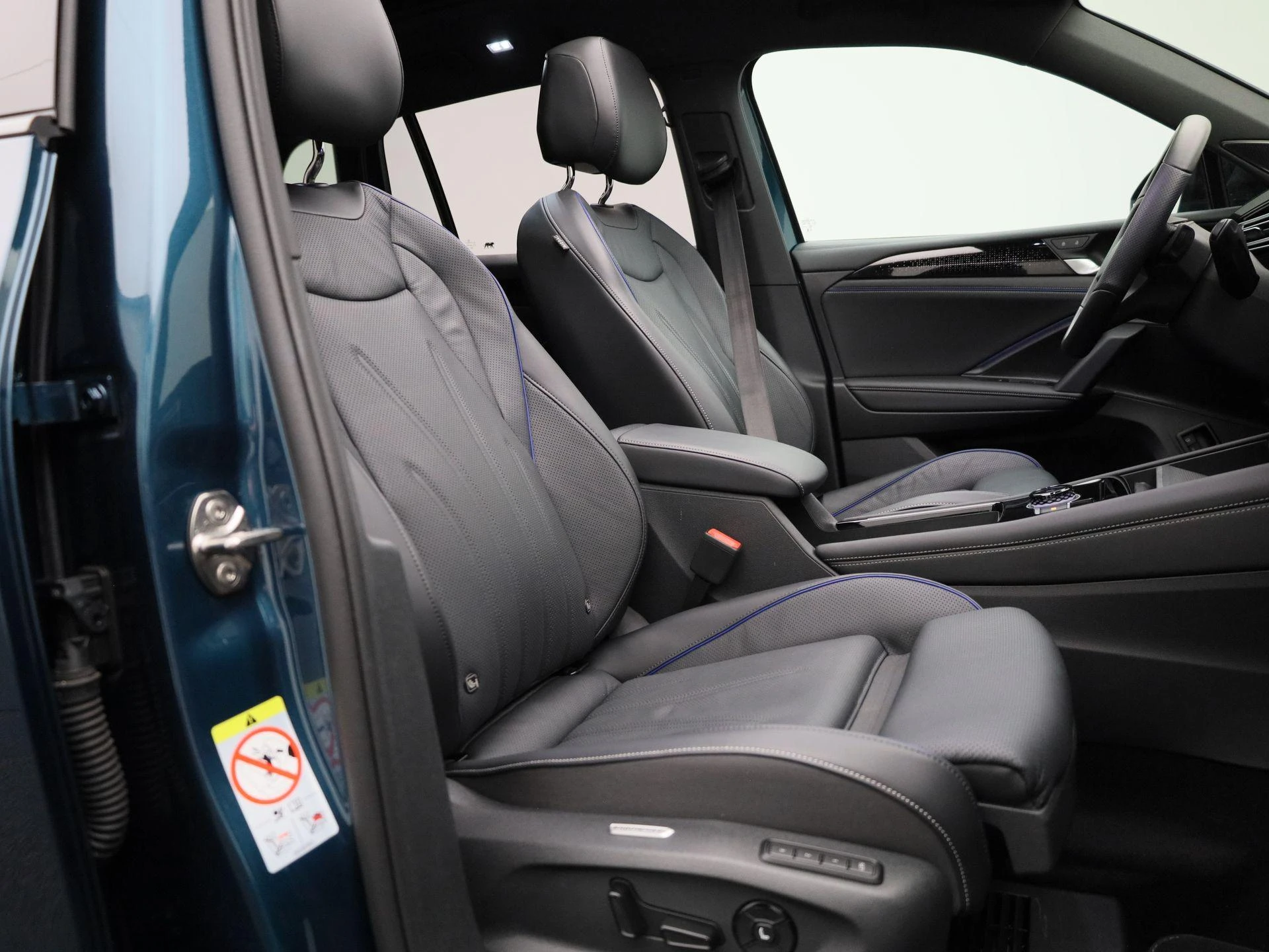 Volkswagen-Tiguan-image-42