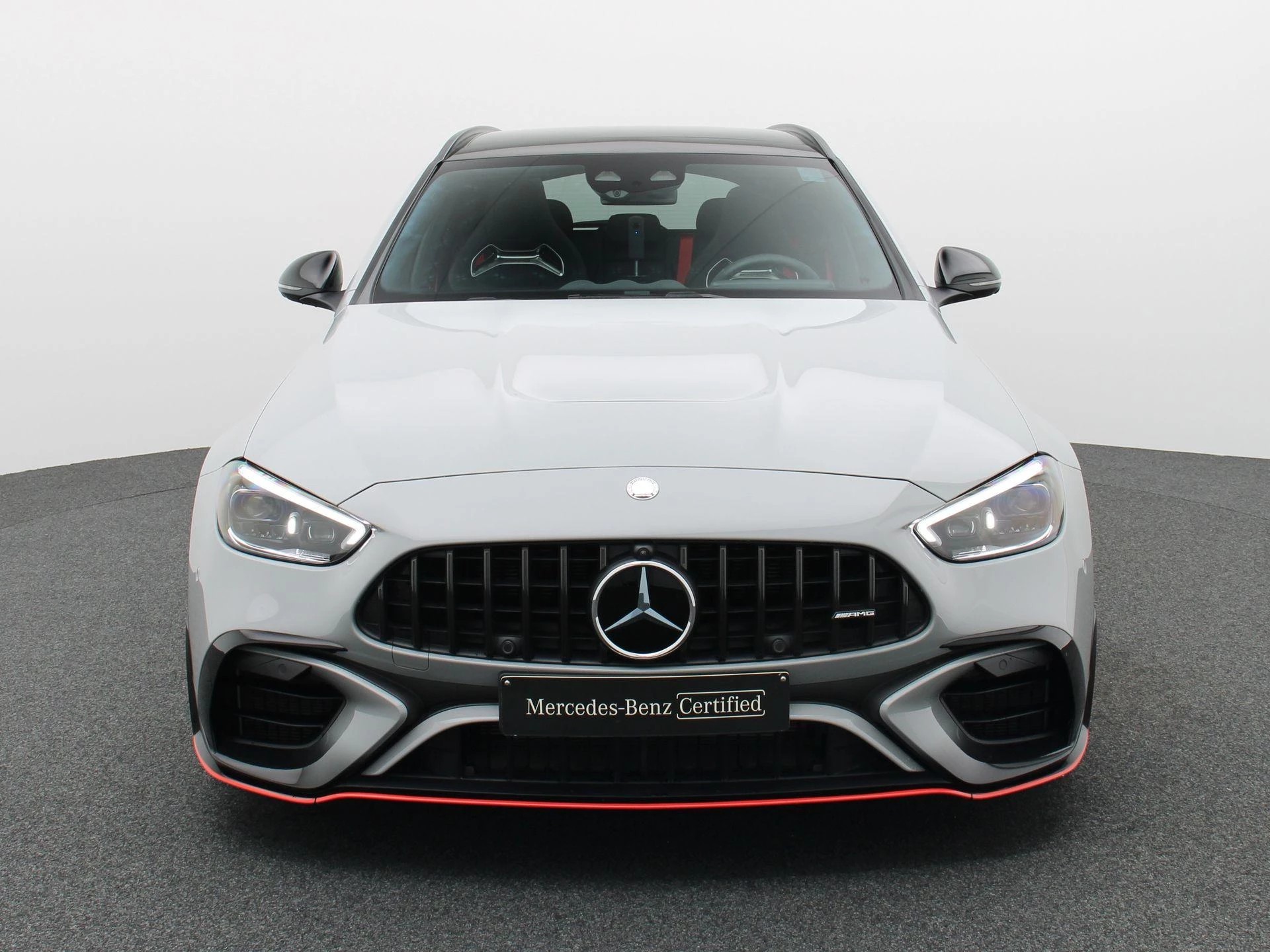 Mercedes-Benz-C-Klasse-image-2