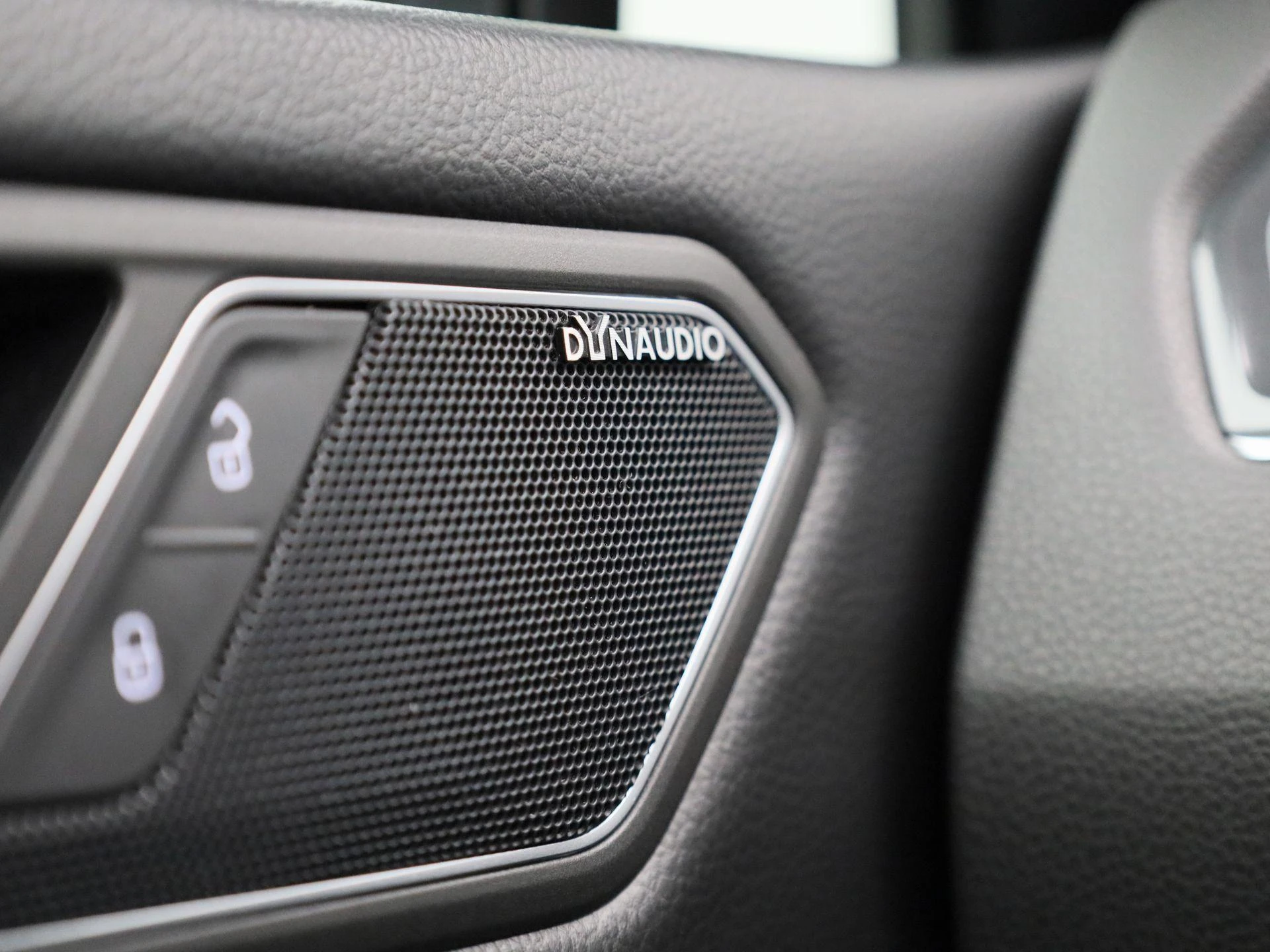 Volkswagen-Tiguan Allspace-image-30