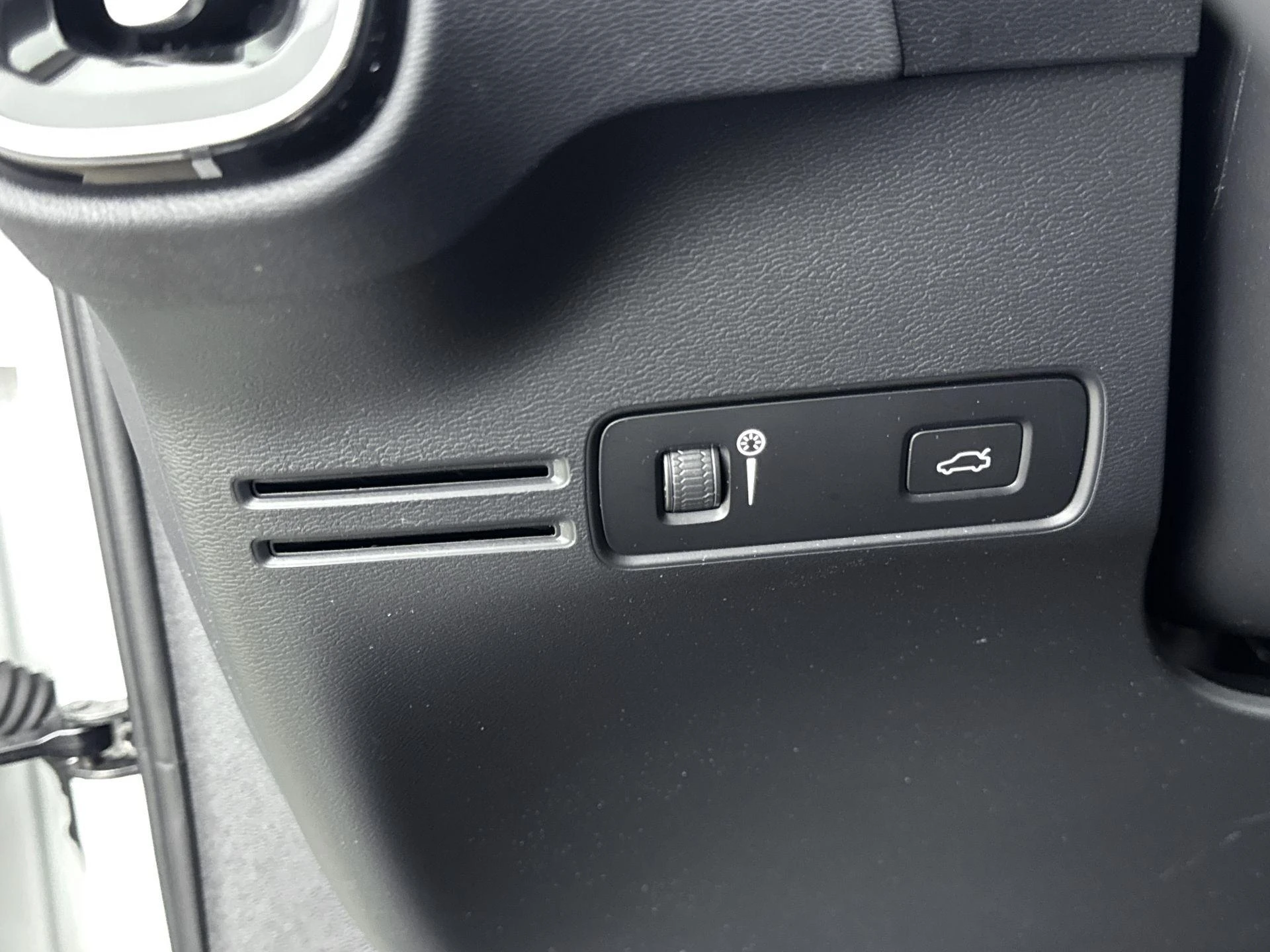 Volvo-XC40-image-19