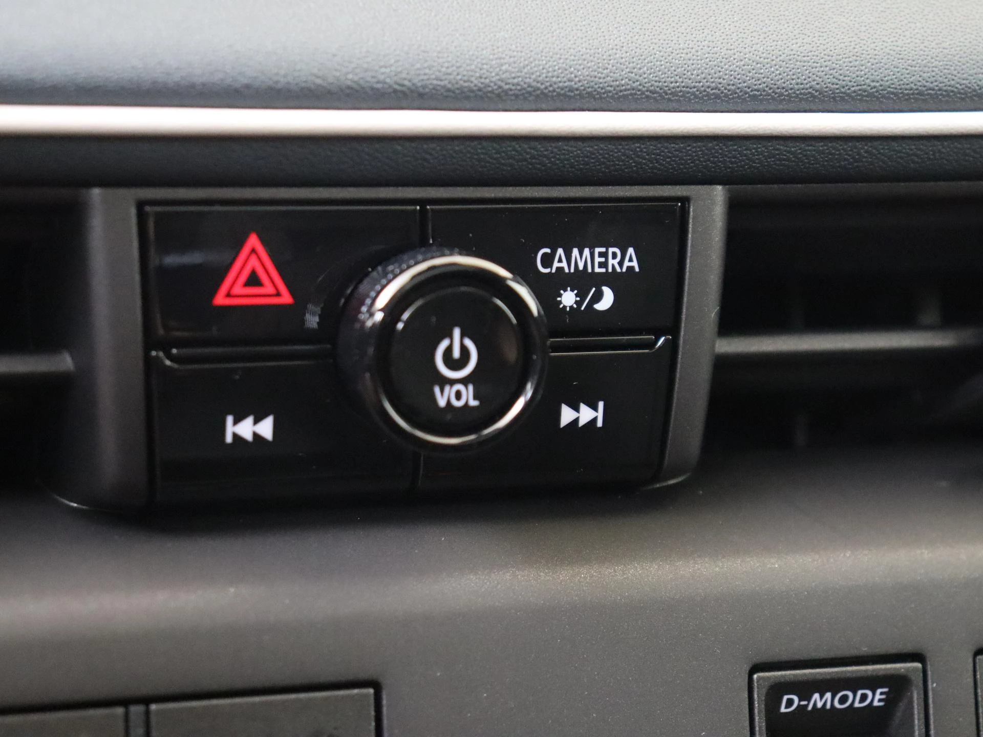 Nissan-Leaf-image-19