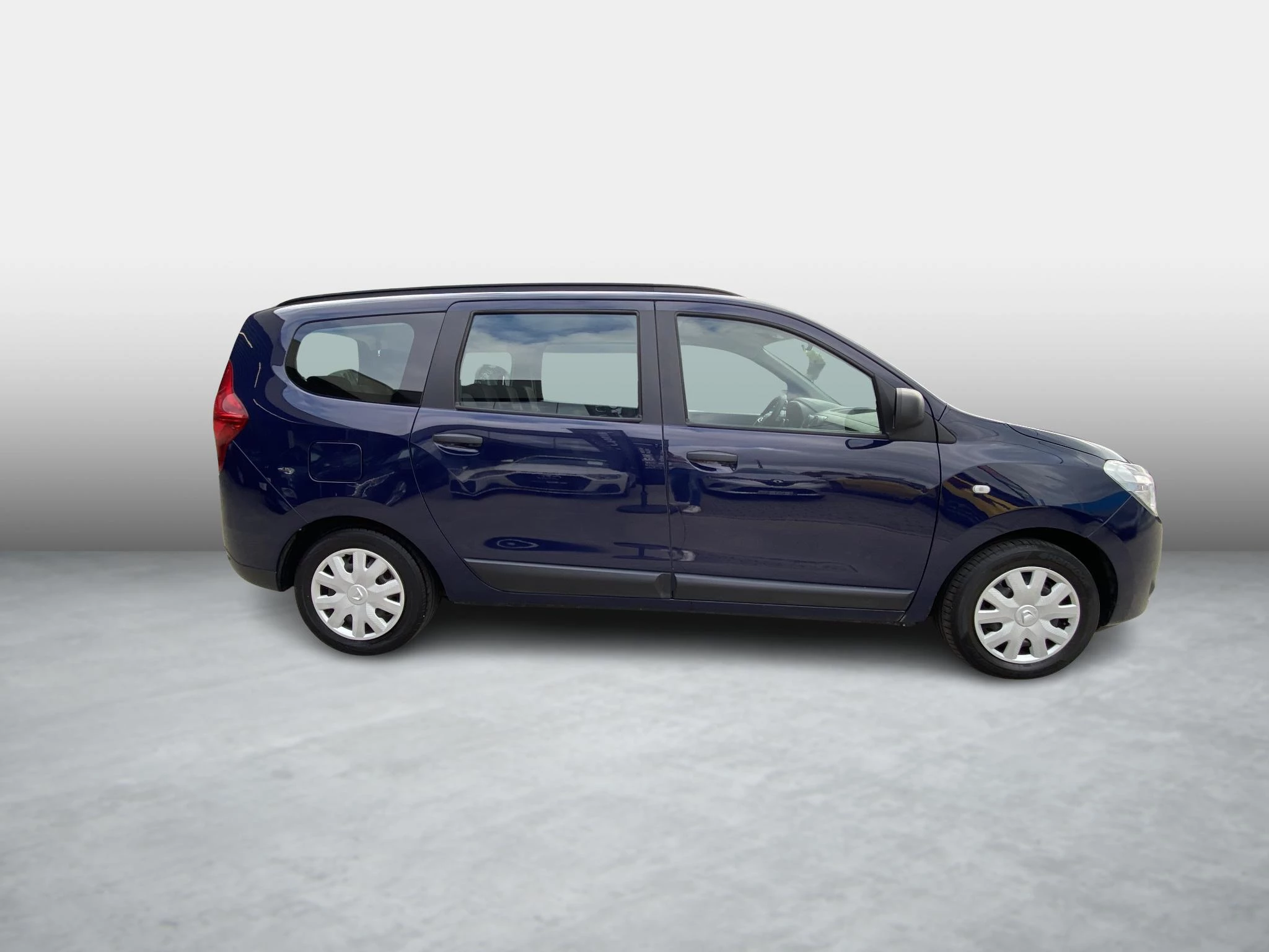 Dacia-Lodgy-image-2