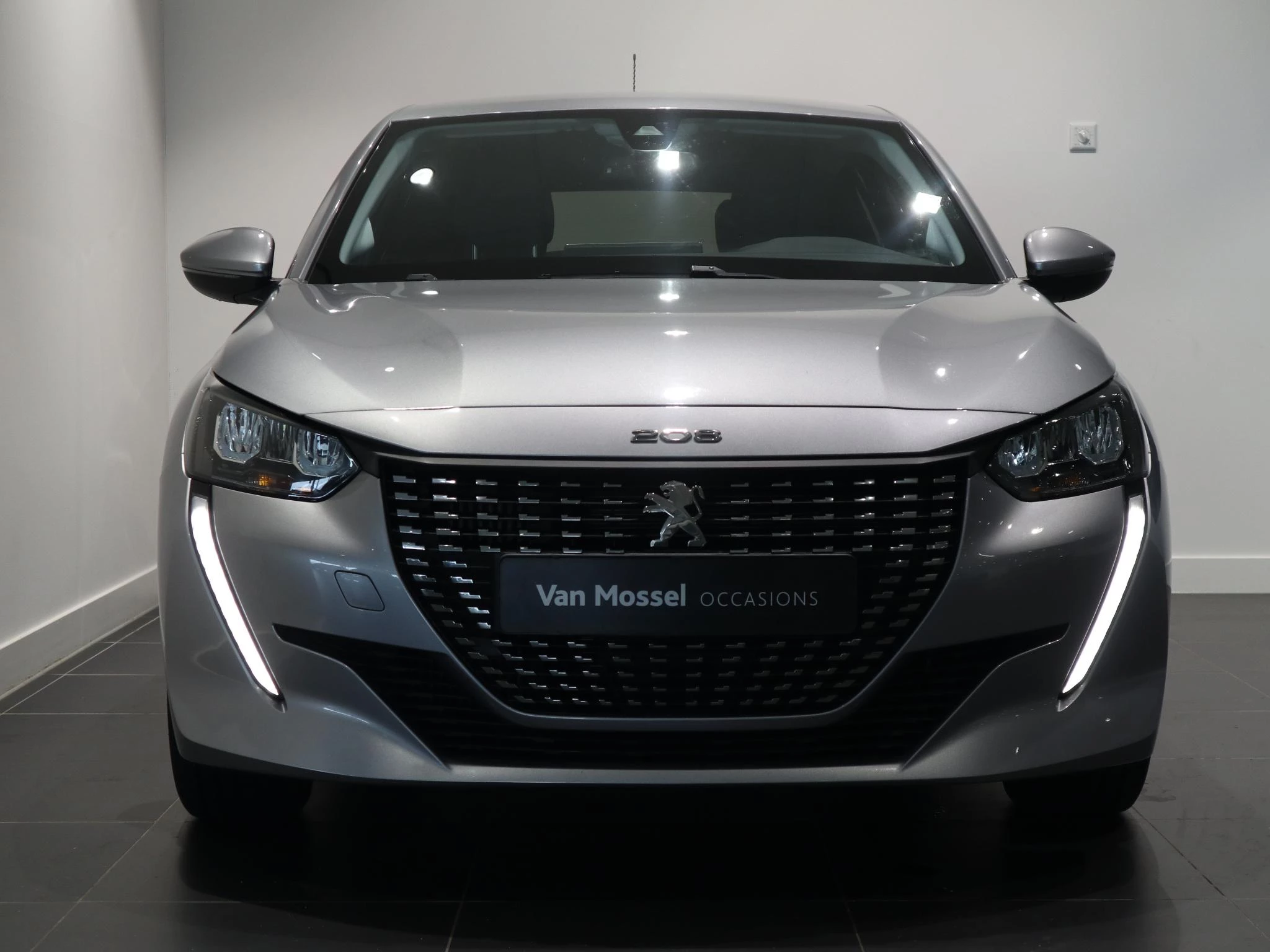 Peugeot-208-image-2
