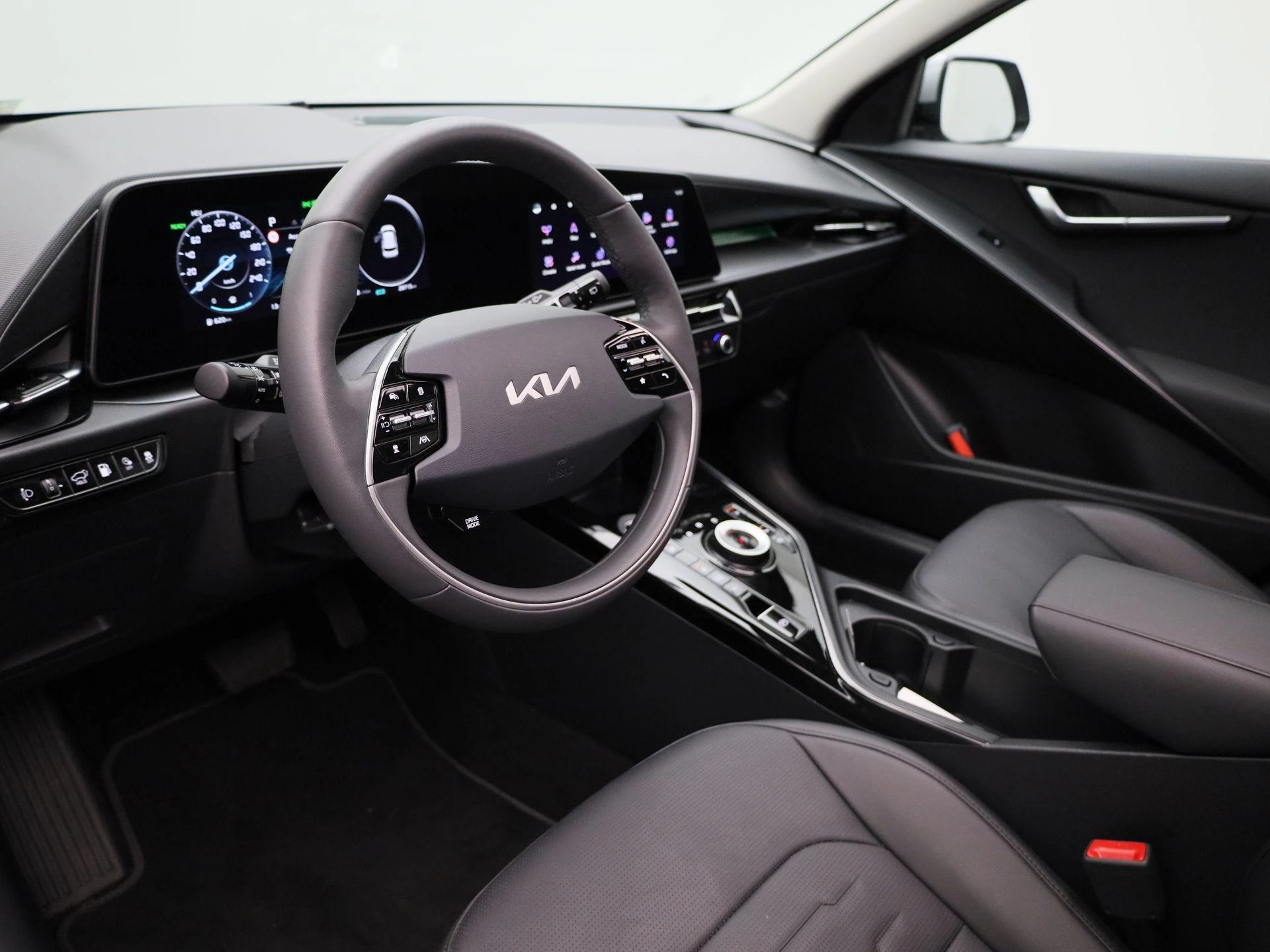 Kia-Niro-image-32