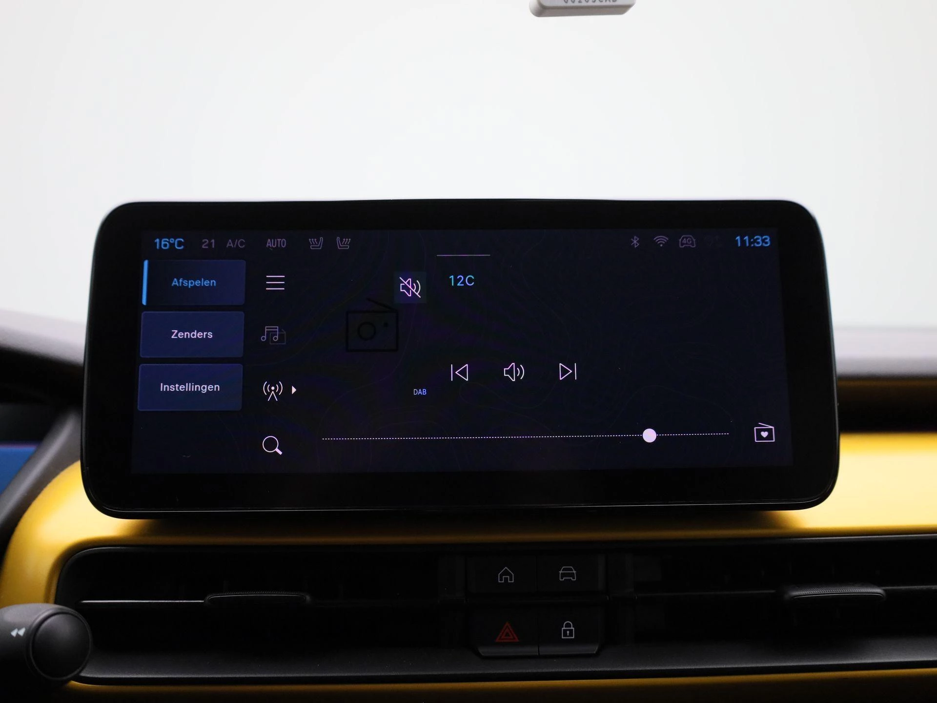 Jeep-Avenger-image-19