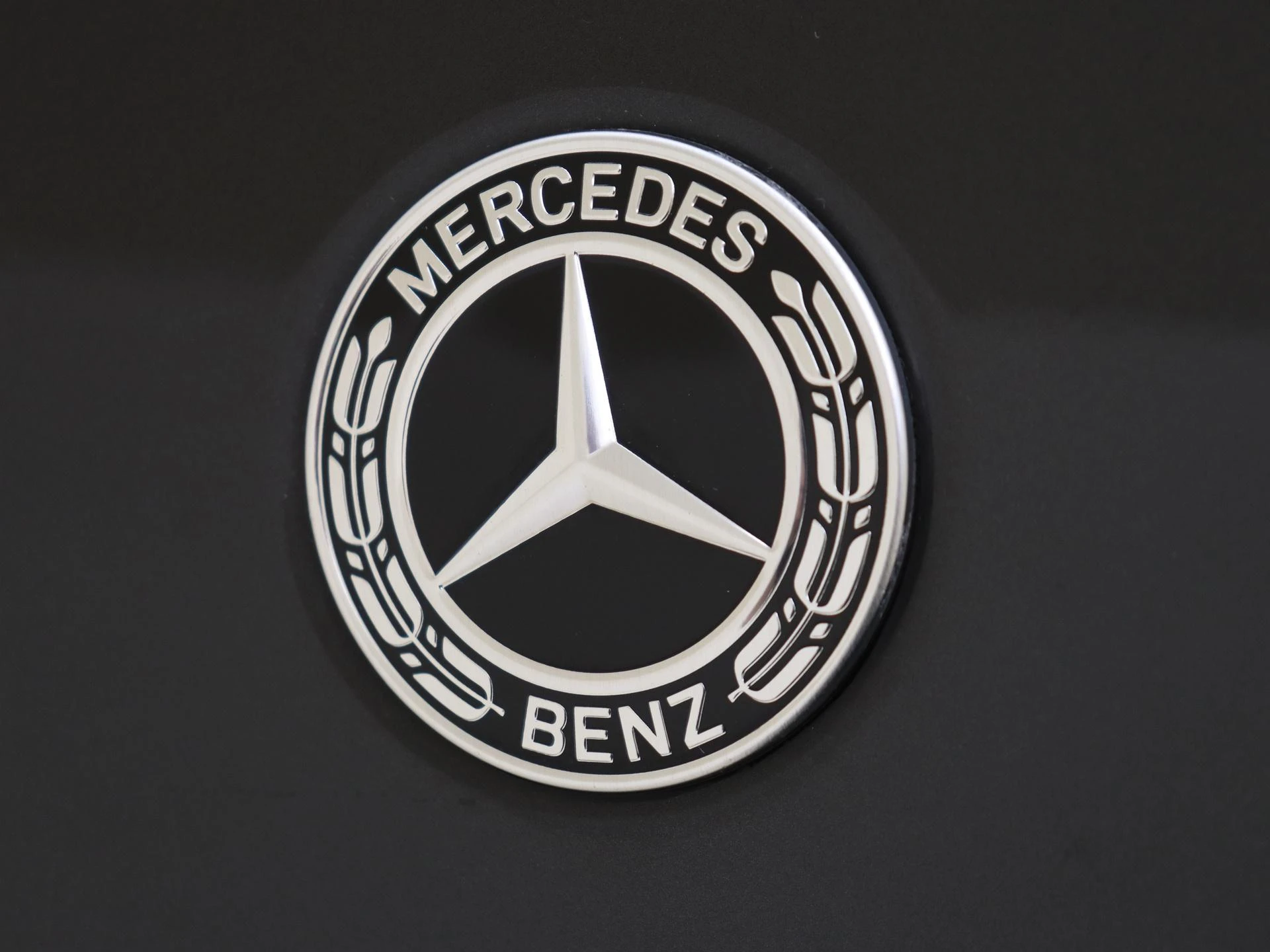 Mercedes-Benz-GLC-image-26