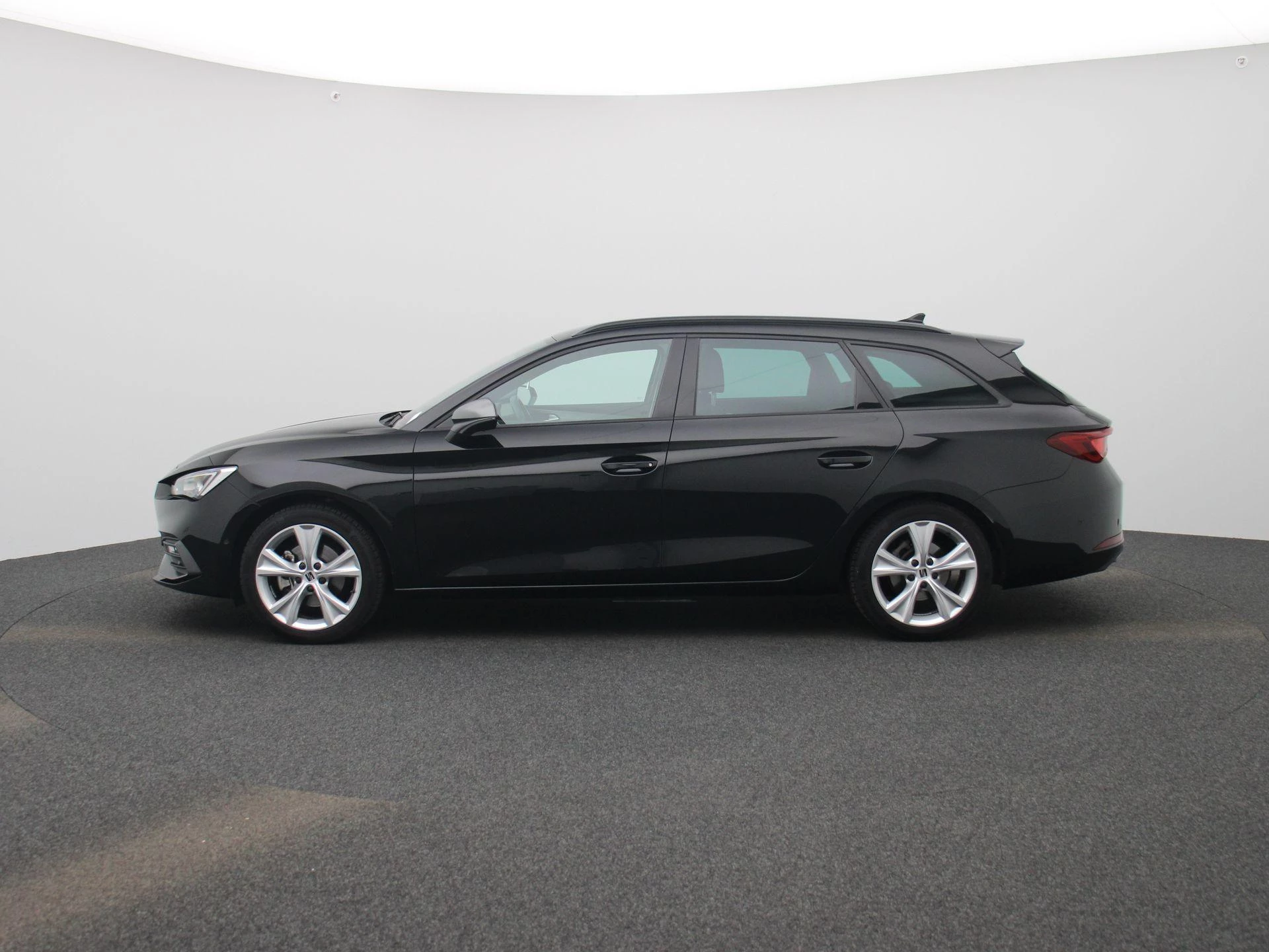 SEAT-Leon-image-3