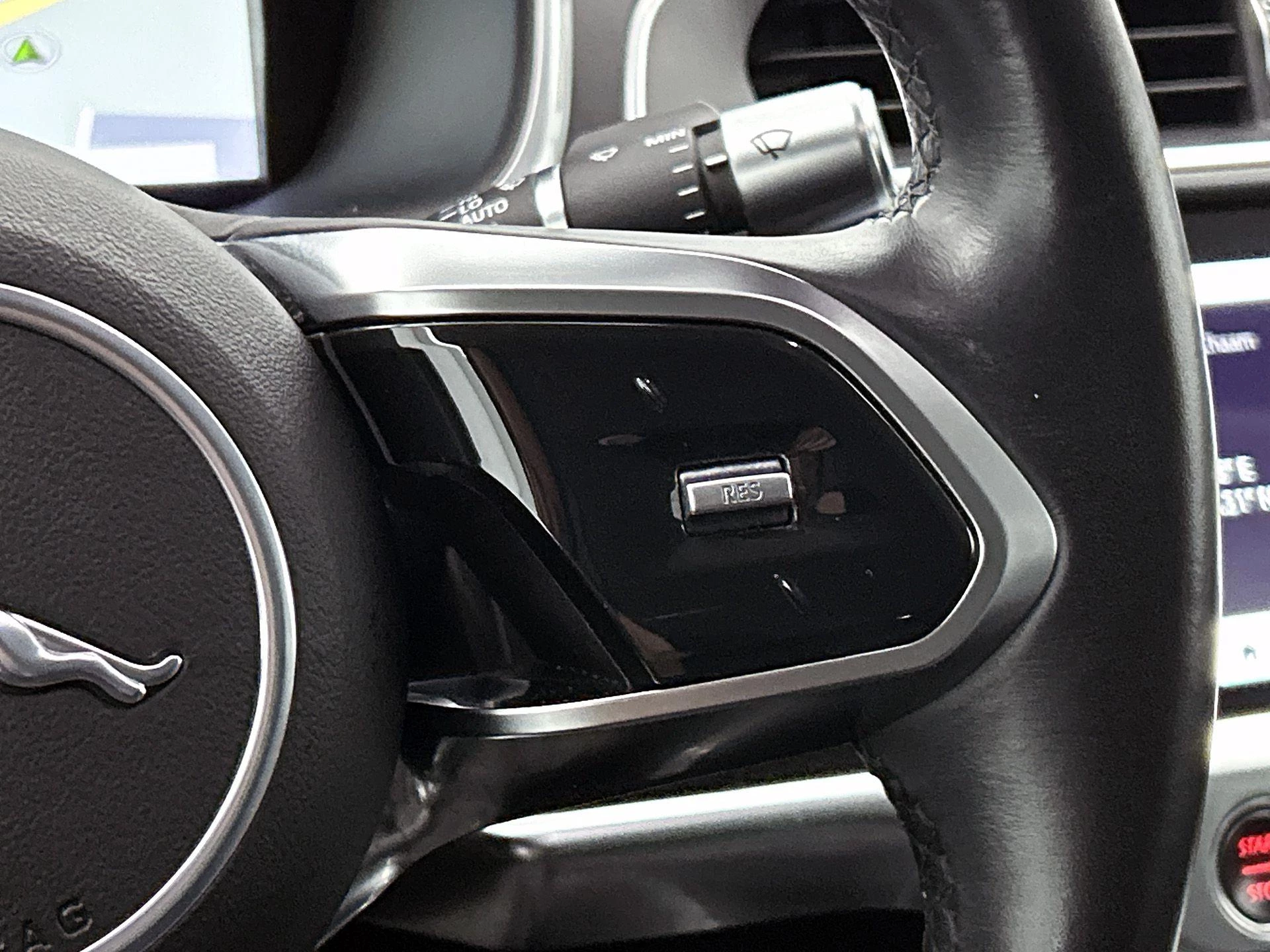 Jaguar-I-PACE-image-15