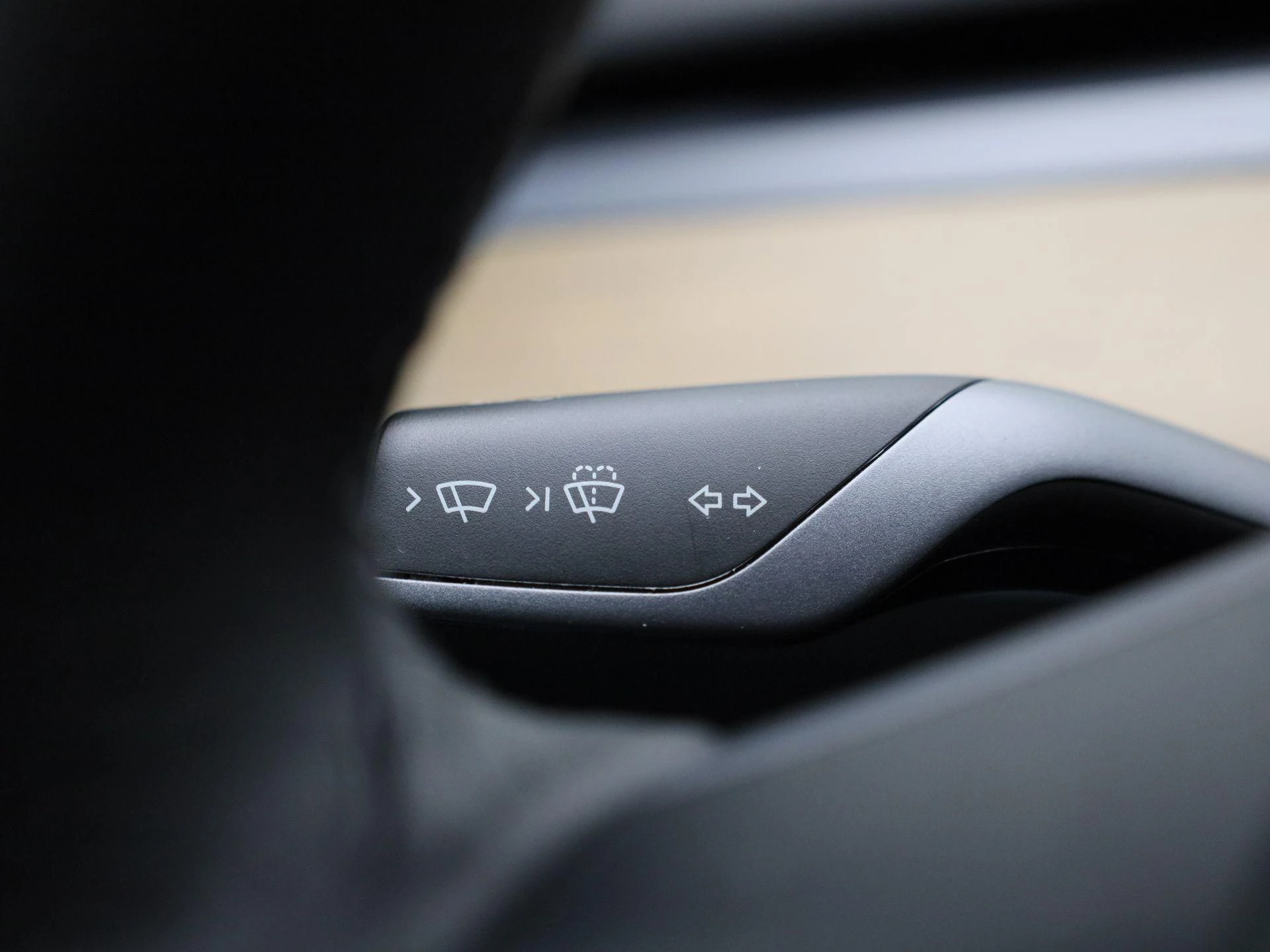 Tesla-Model Y-image-31