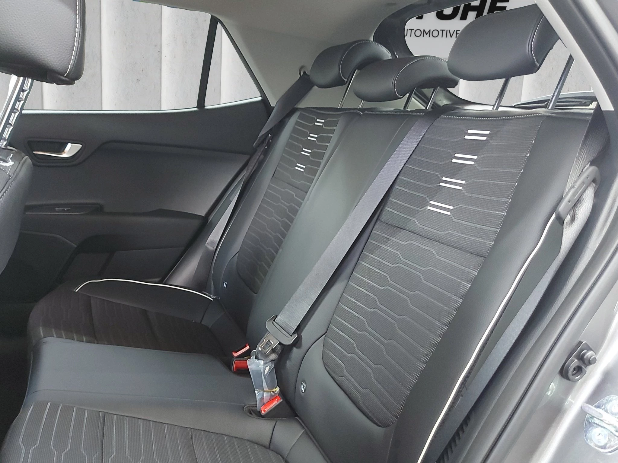 Kia Stonic GT-Line 100 PS 48V Autom. Spirit ACC LED RFK PDC SHZ LEDER *SALE*