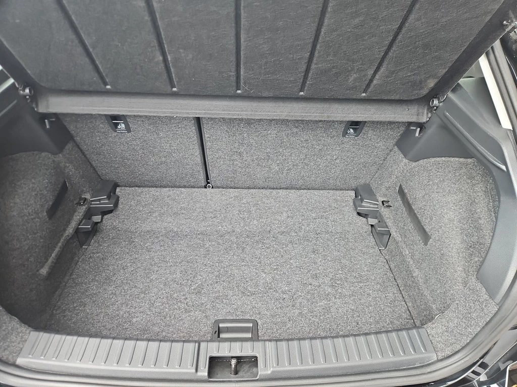 SEAT-Ibiza-image-12
