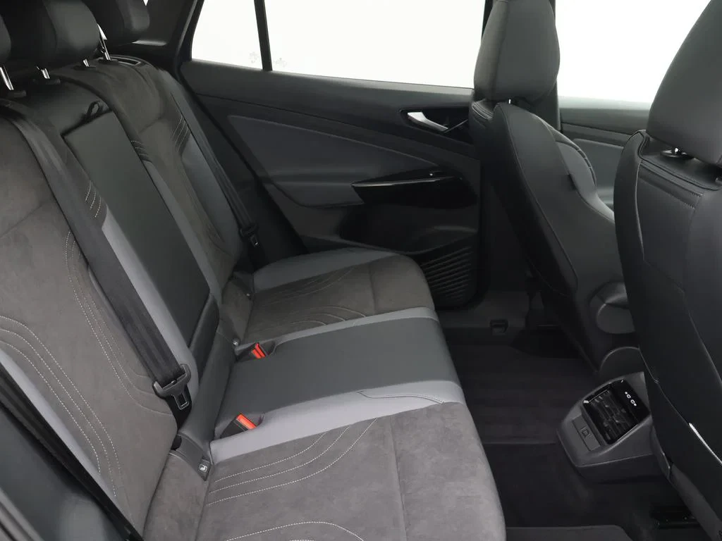 Volkswagen-ID.4-image-9