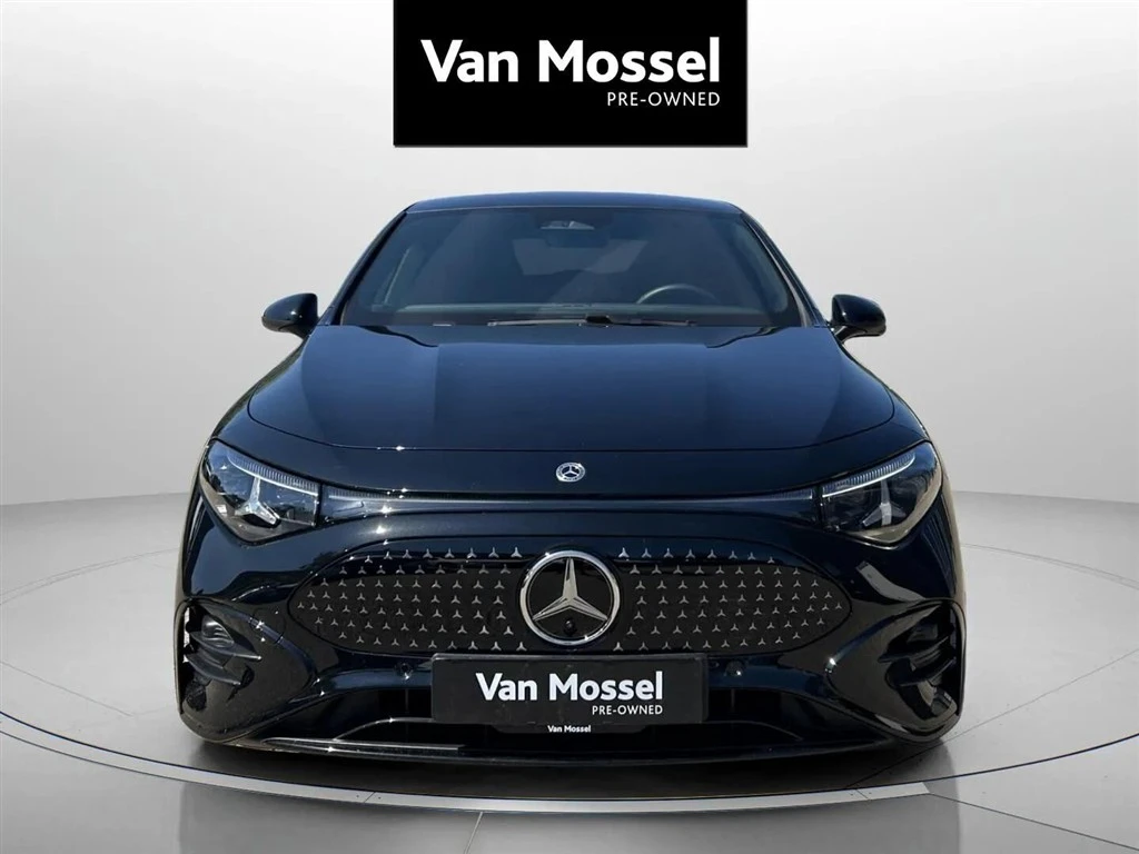Mercedes-Benz-CLA-image-1