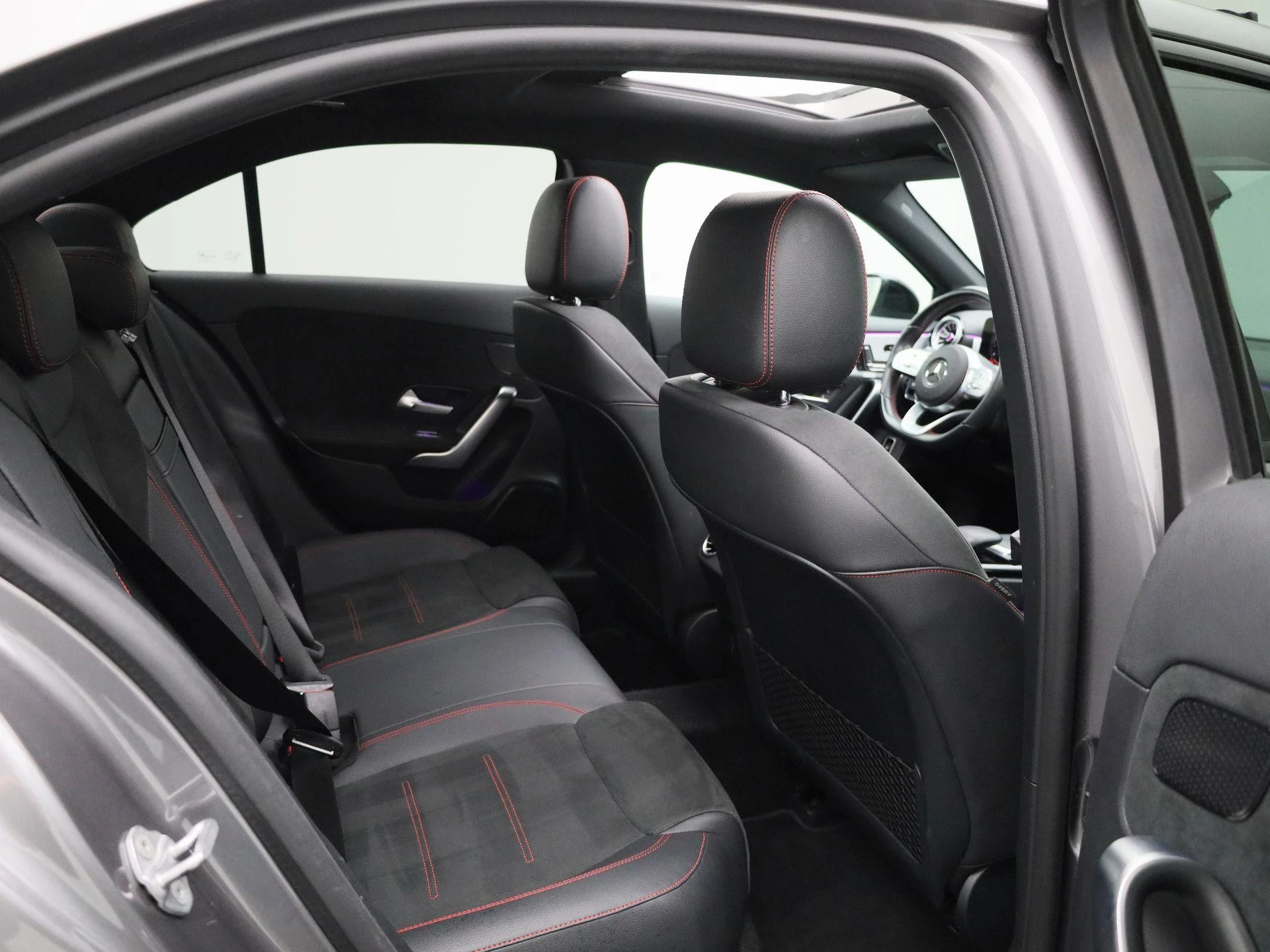 Mercedes-Benz A-Klasse 250 e Business Solution AMG Limited