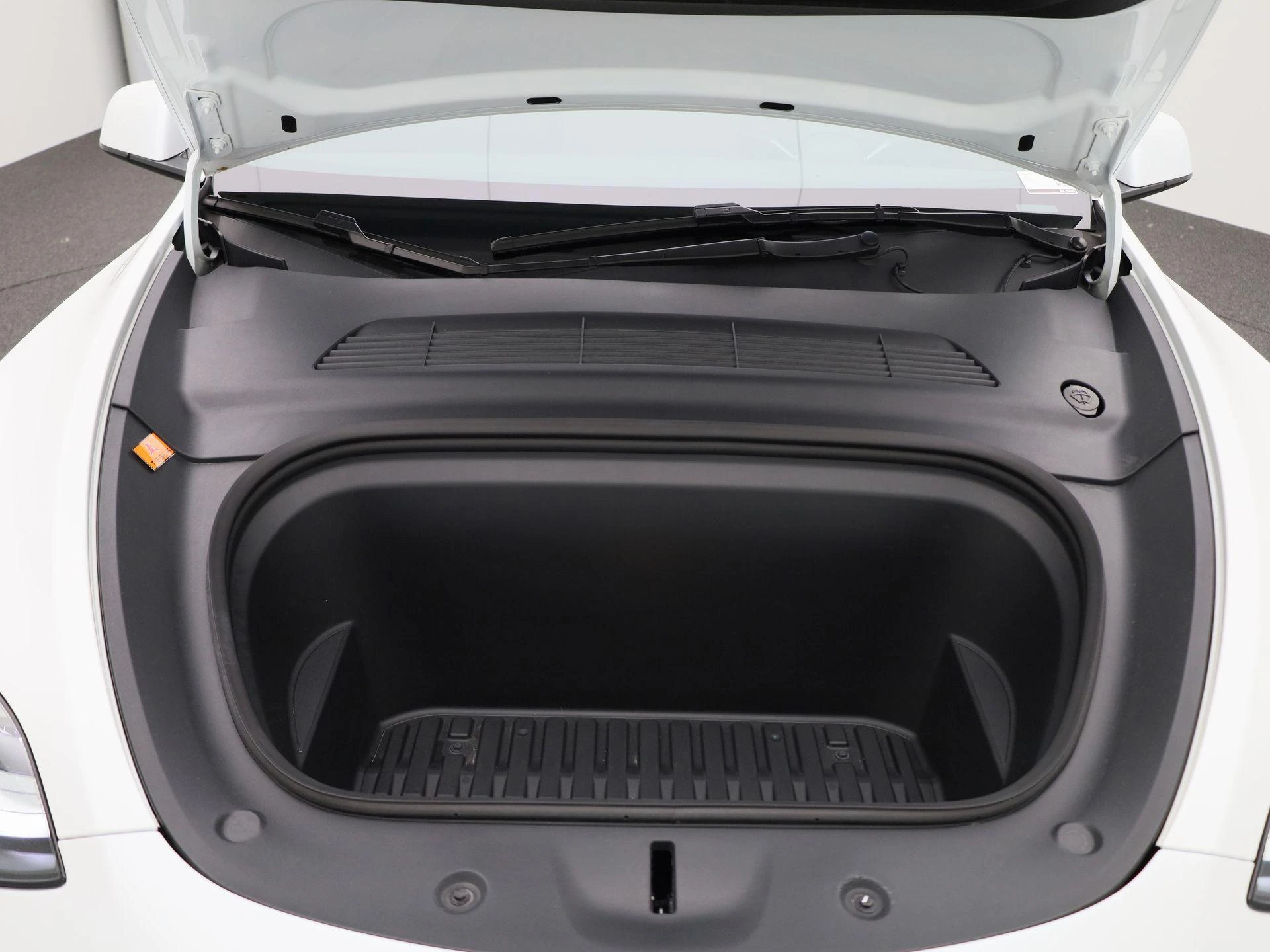 Tesla Model Y Long Range Dual Motor AWD