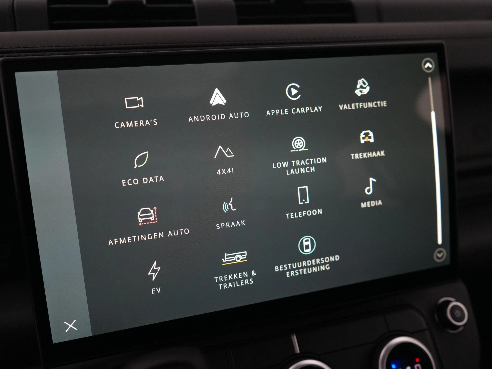 Land Rover-Defender-image-21