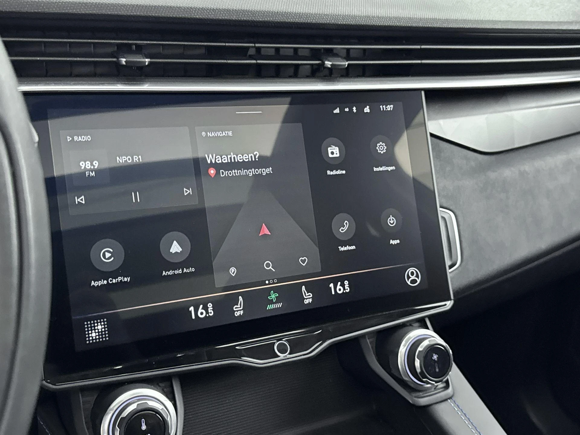 Lynk & Co-01-image-10