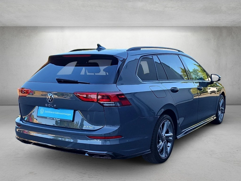 Volkswagen-Golf-image-2