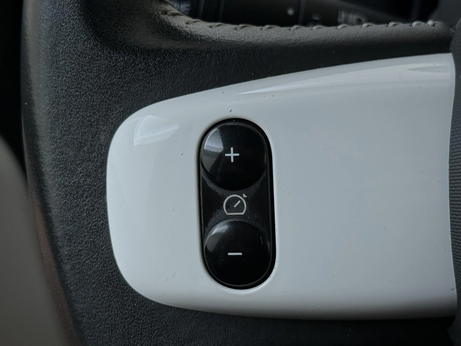 Renault-Twingo-image-12