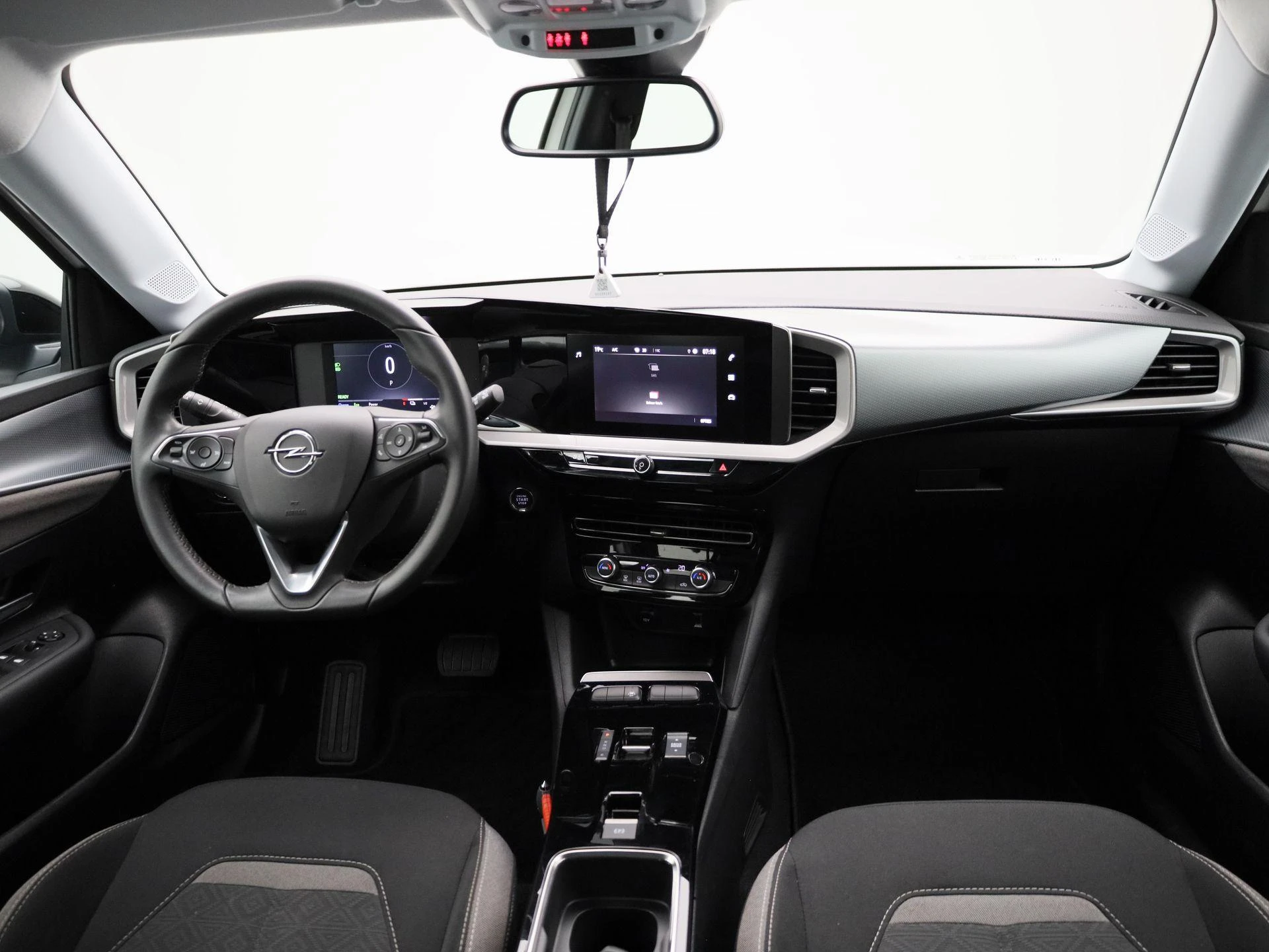 Opel-Mokka-e-image-30