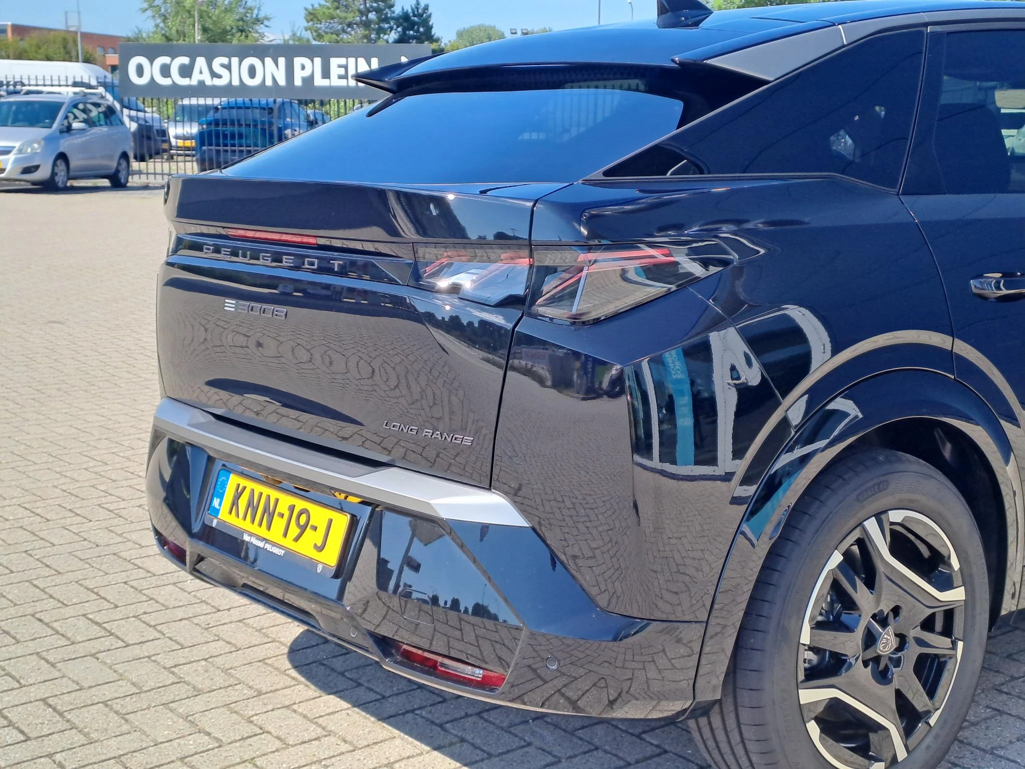 Peugeot-e-3008-image-6