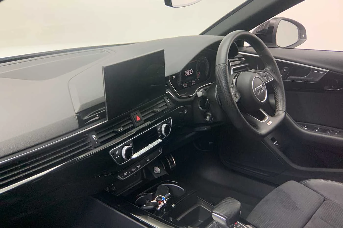 Audi-A4-image-11