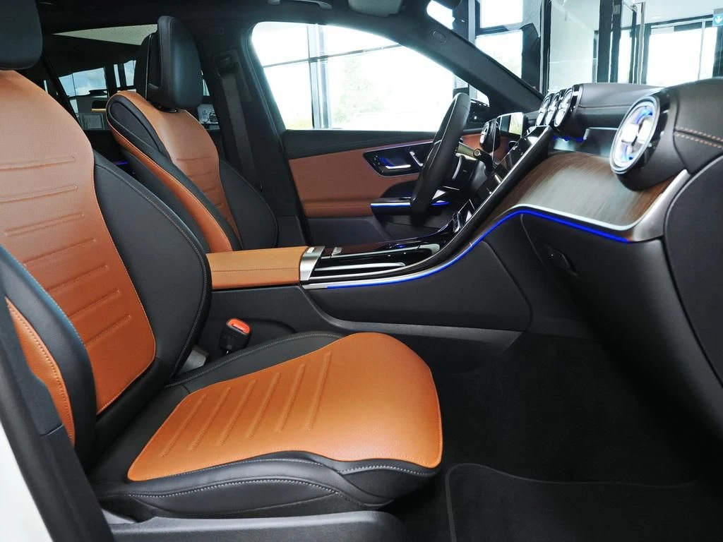 Mercedes-Benz-GLC 200 d-image-11