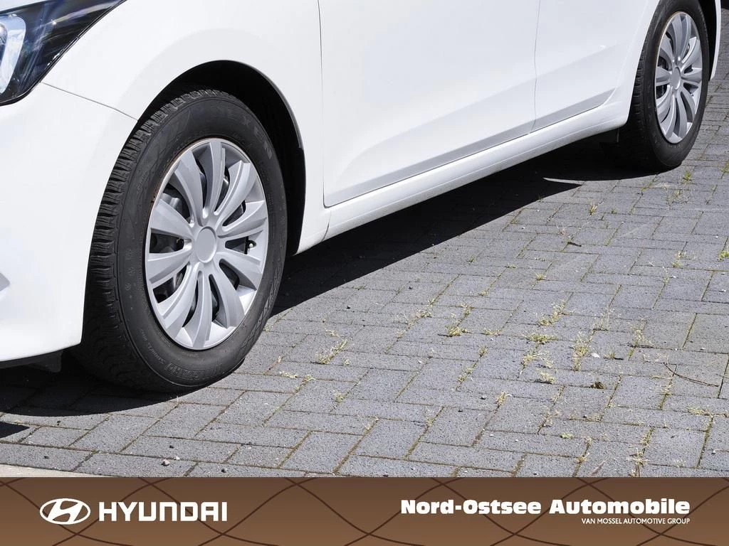 Hyundai i20 1.2 PASSION KLIMA SITZHEIZUNG ISOFIX