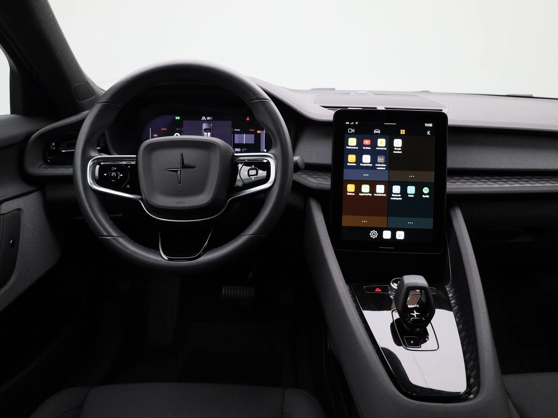 Polestar-2-image-6