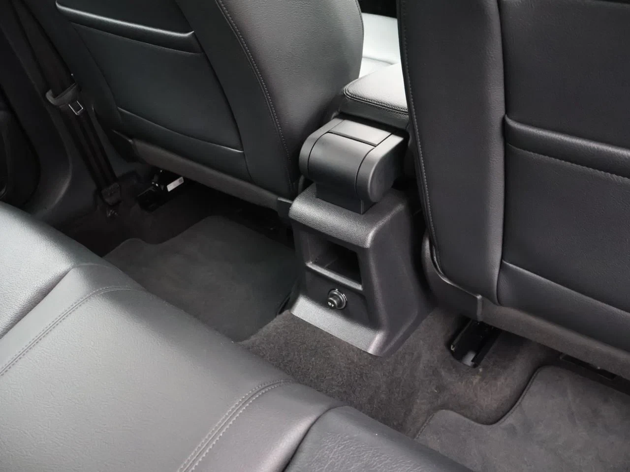 Audi Q2 35 TFSI Business Edition Advanced 150PK *AUTOMAAT*LEDER*CAMERA*CRUISE*PDC*VIRTUAL COCKPIT*AIRCO*ZETELVERWARMING*...*
