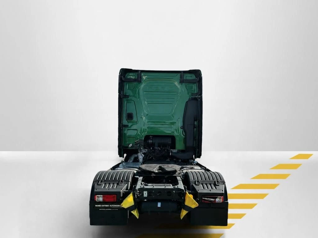 Ford--image-7