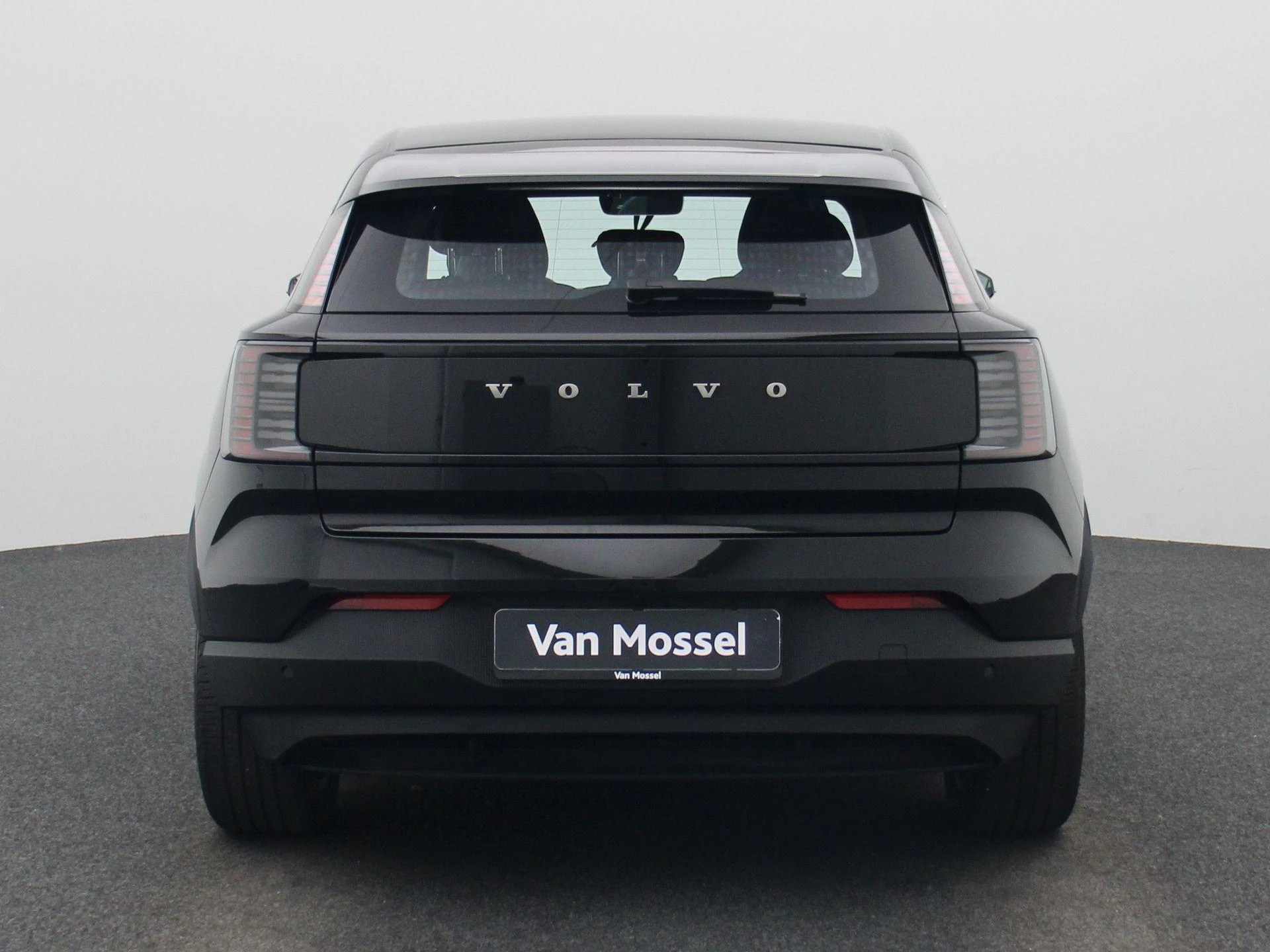 Volvo-EX30-image-4