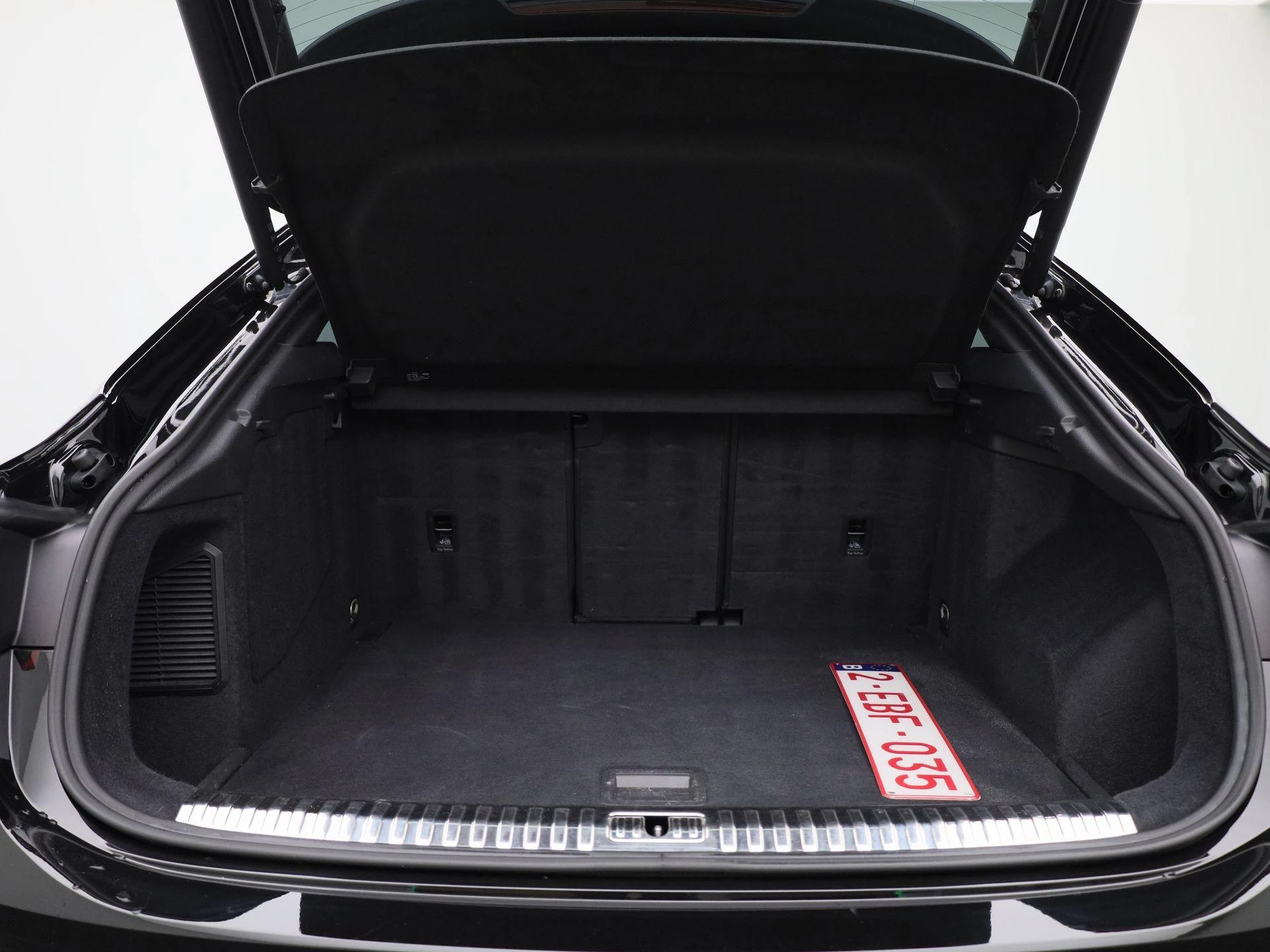 Audi-Q3-image-13