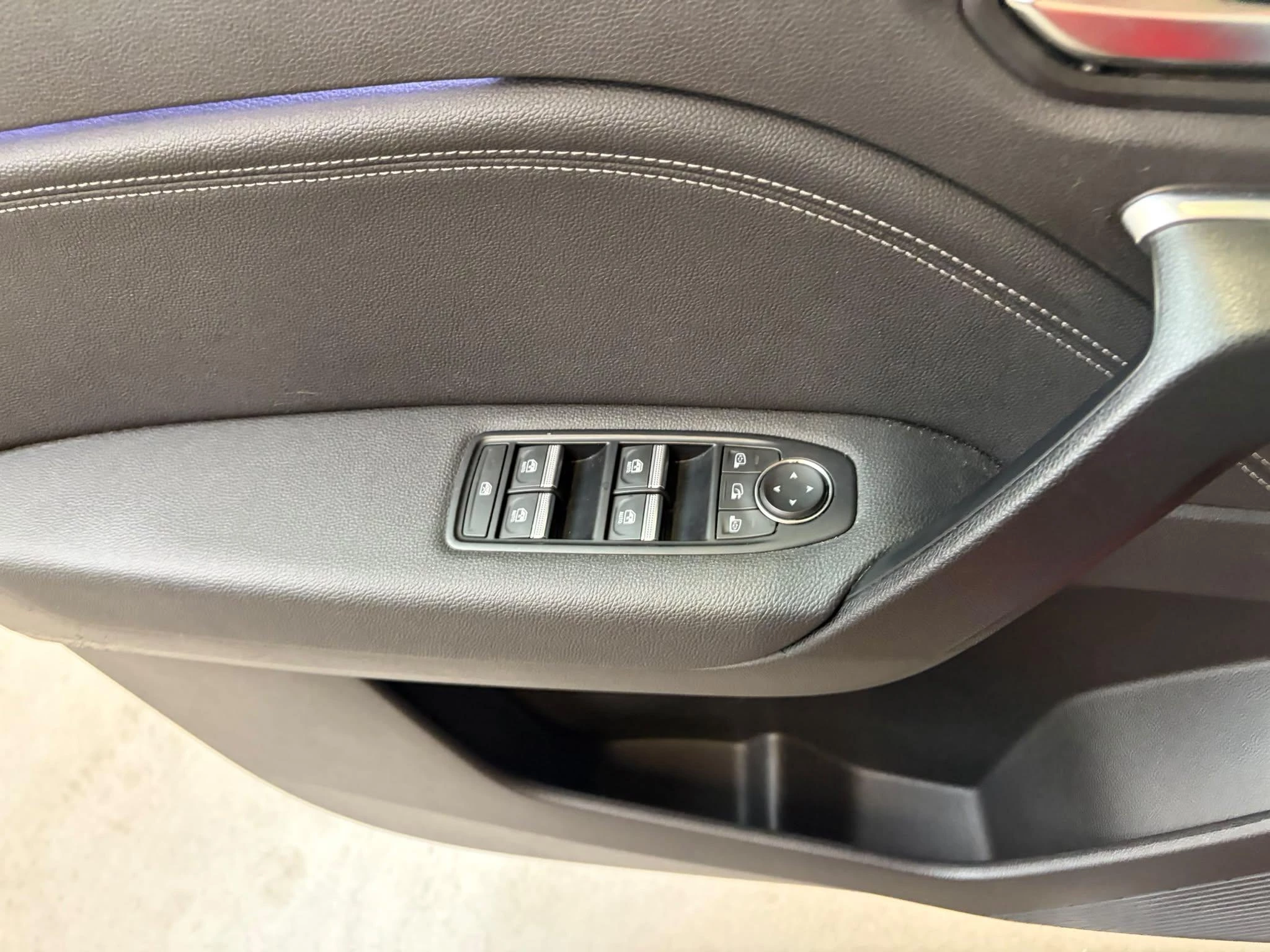 Renault Captur 1.6 E-Tech full hybrid 145 techno