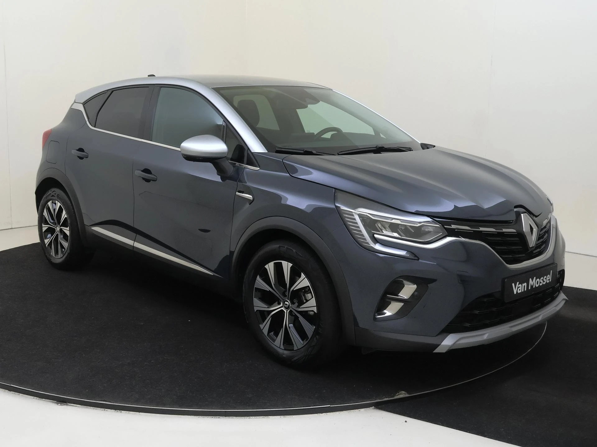 Renault-Captur-image-1