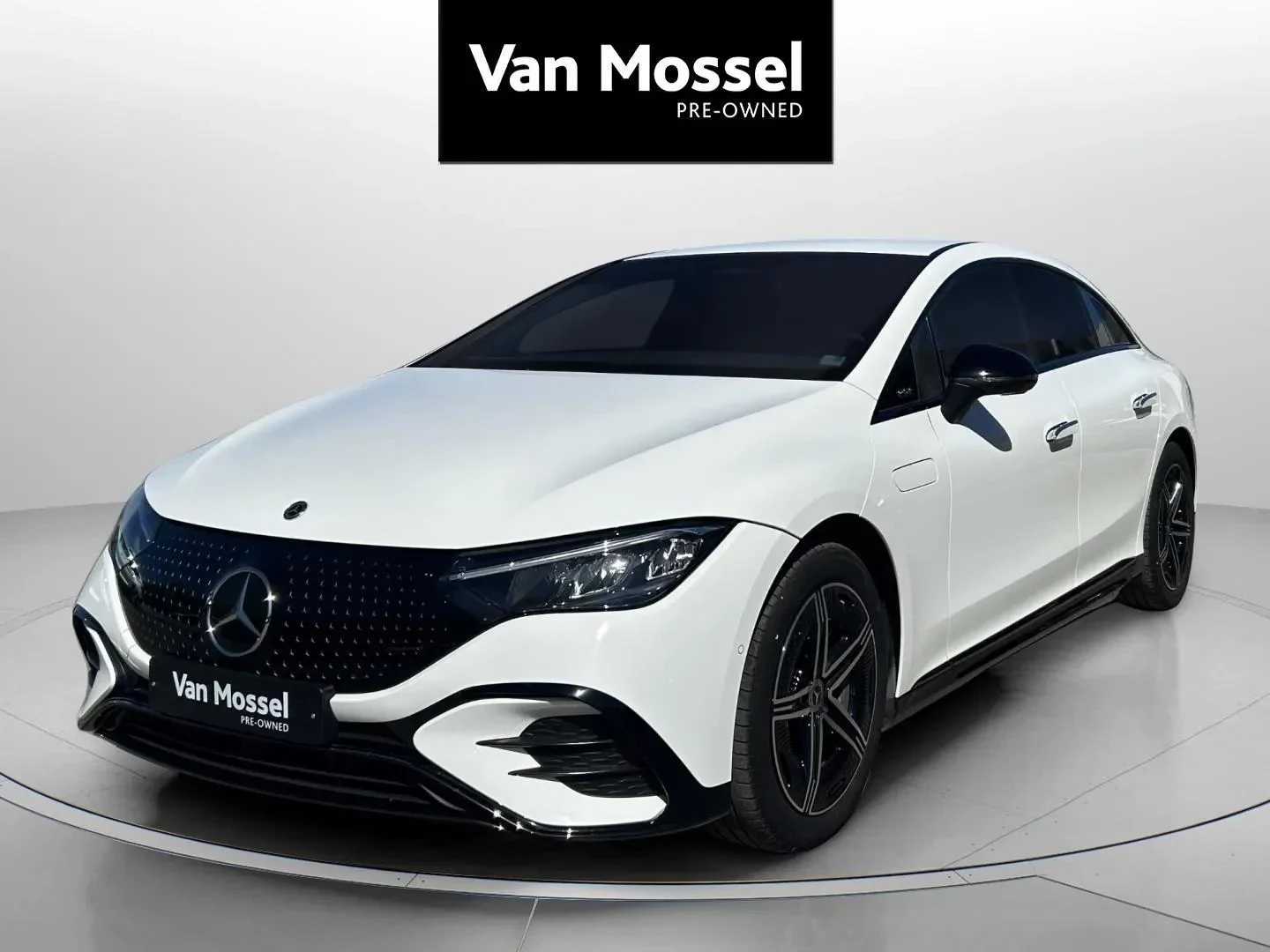 Mercedes-Benz-EQE-image-0