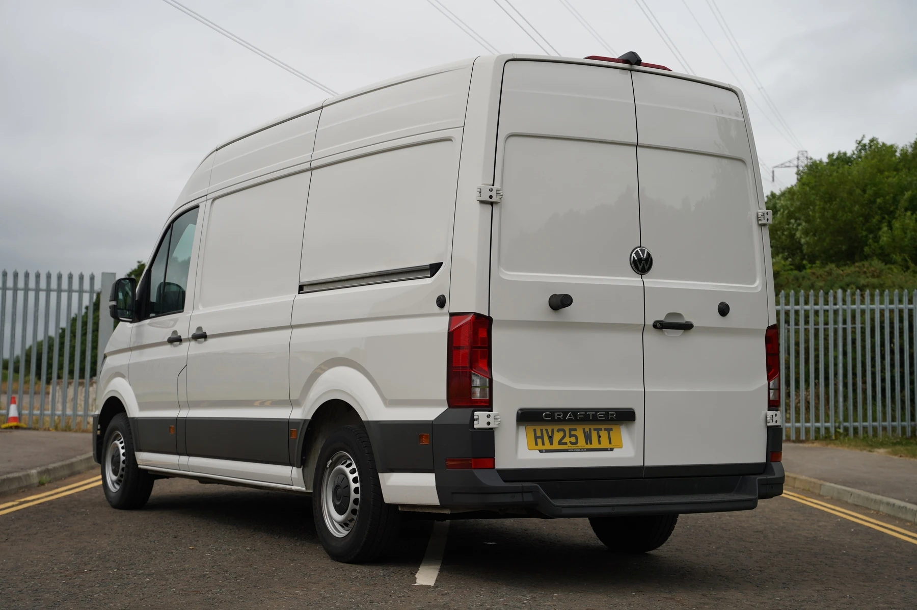 Volkswagen-Crafter-image-2