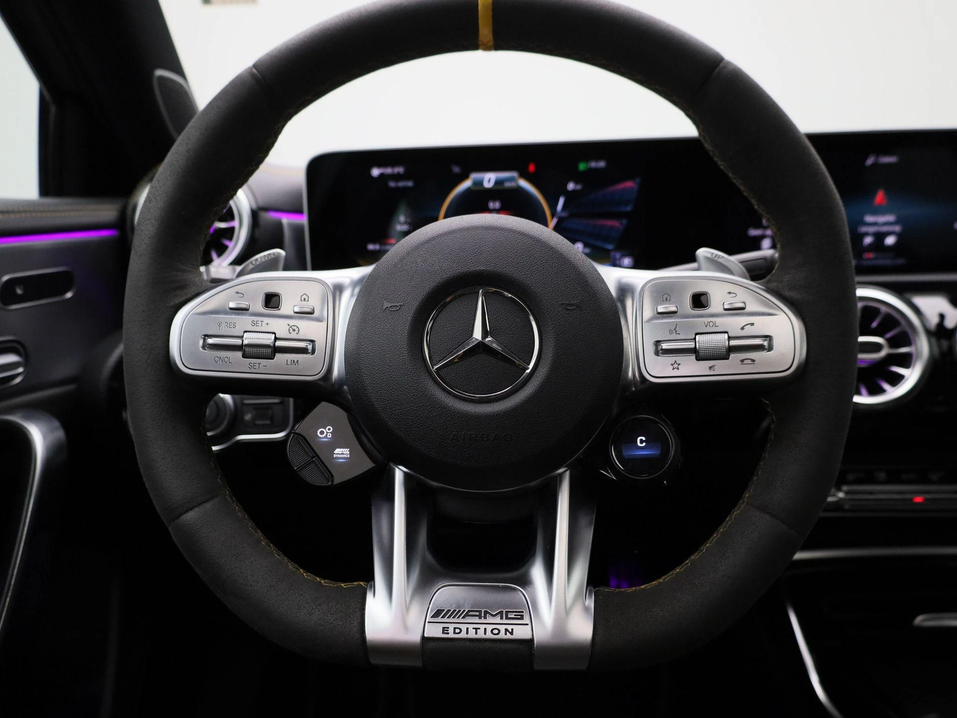 Mercedes-Benz A-Klasse AMG 45 S 4MATIC+ Edition 1
