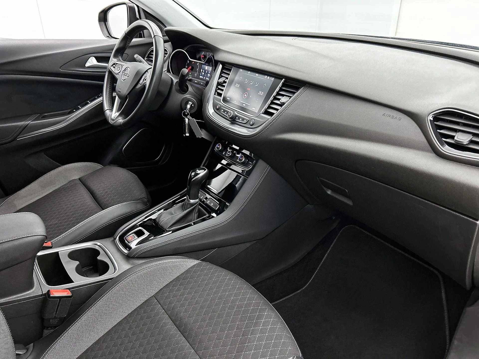 Opel Grandland X 1.6 Turbo Elegance