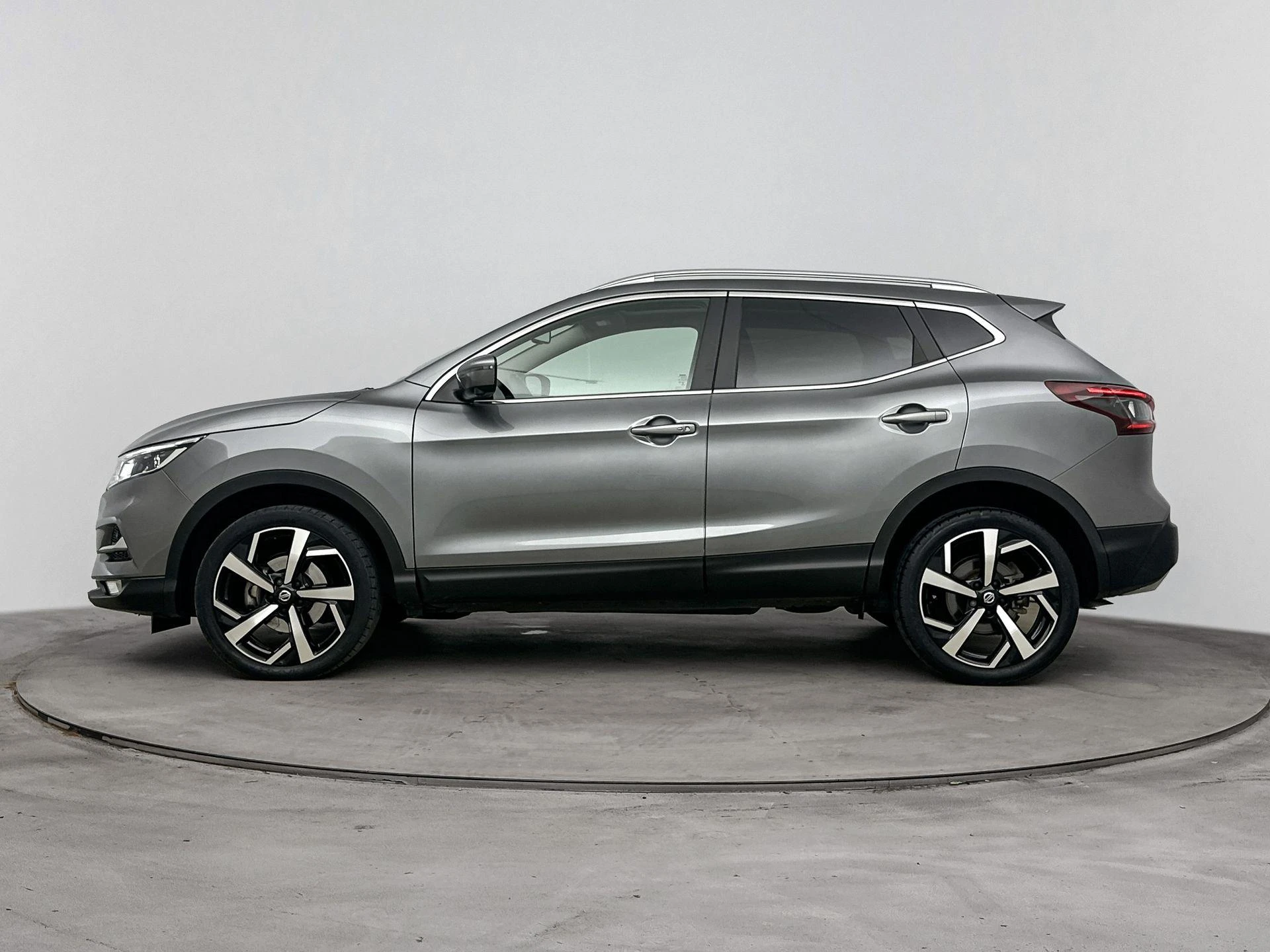Nissan-QASHQAI-image-1