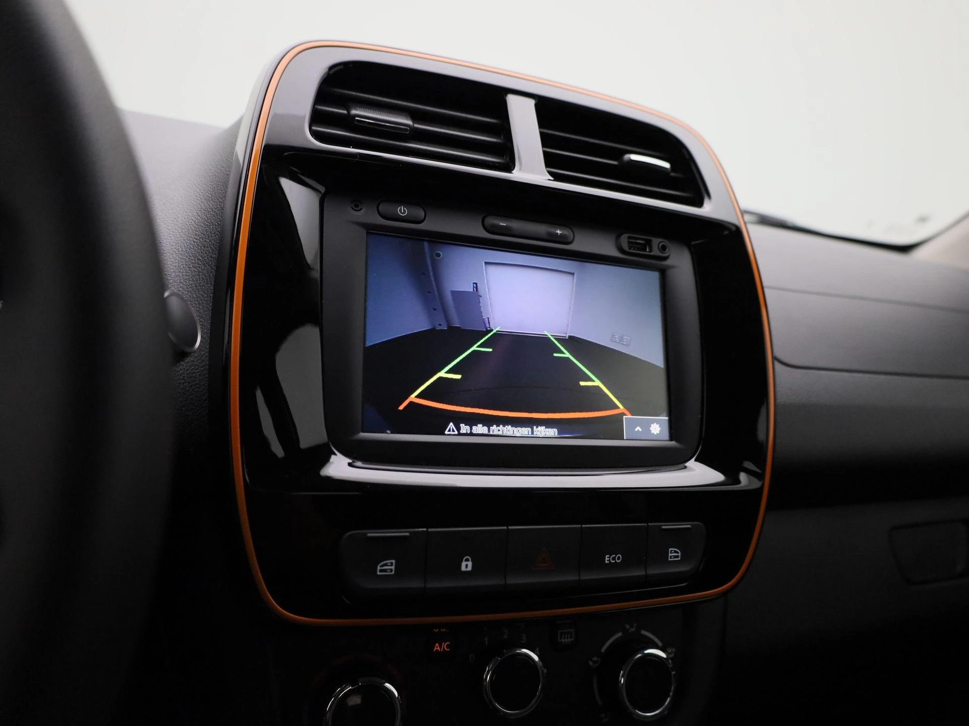 Dacia-Spring-image-14