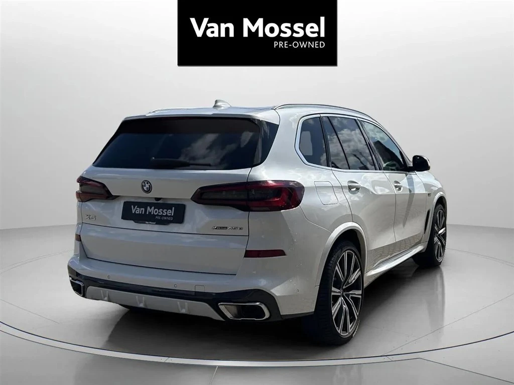 BMW-X5-image-4
