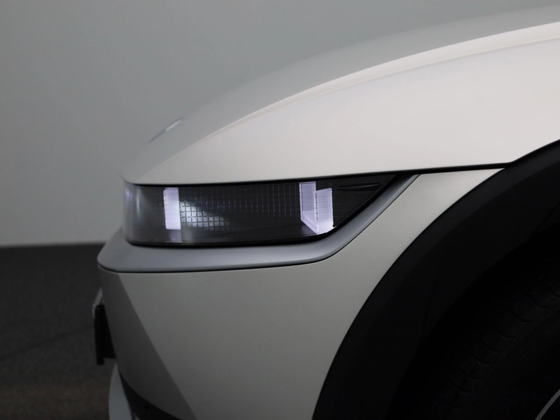 Hyundai-IONIQ 5-image-14