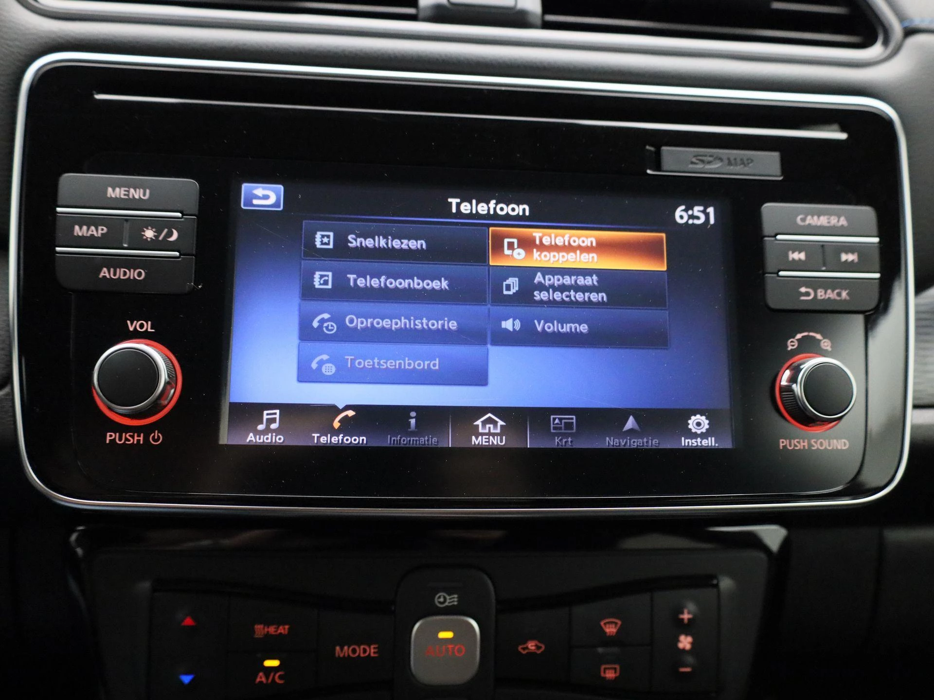 Nissan-Leaf-image-18