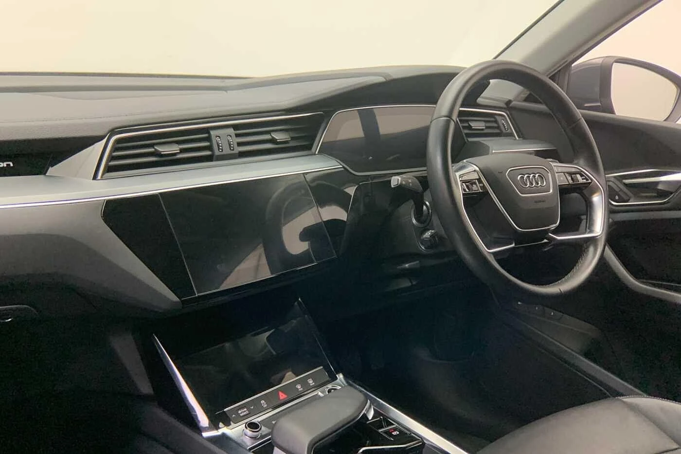 Audi-Q8-image-11
