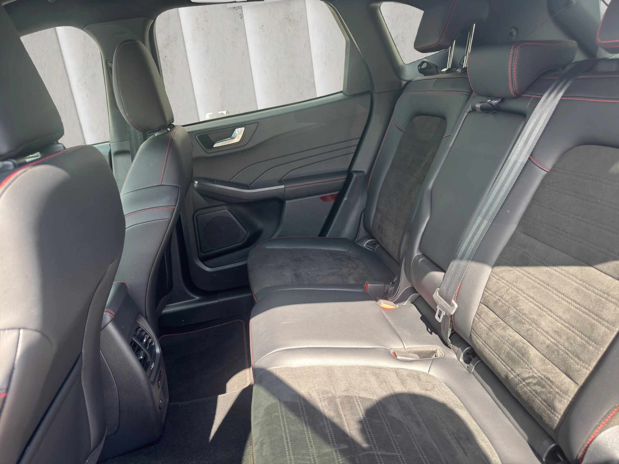 Ford Kuga ST-Line X*PANO*AHK*KAM*ACC*NAVI*SOUND-SYS.